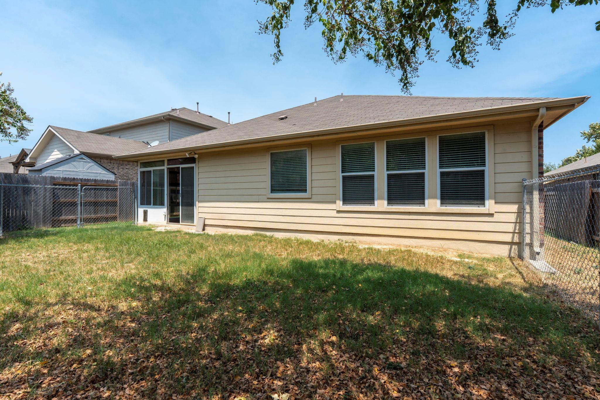 322 Strawberry Blonde Dr Property Photo 37