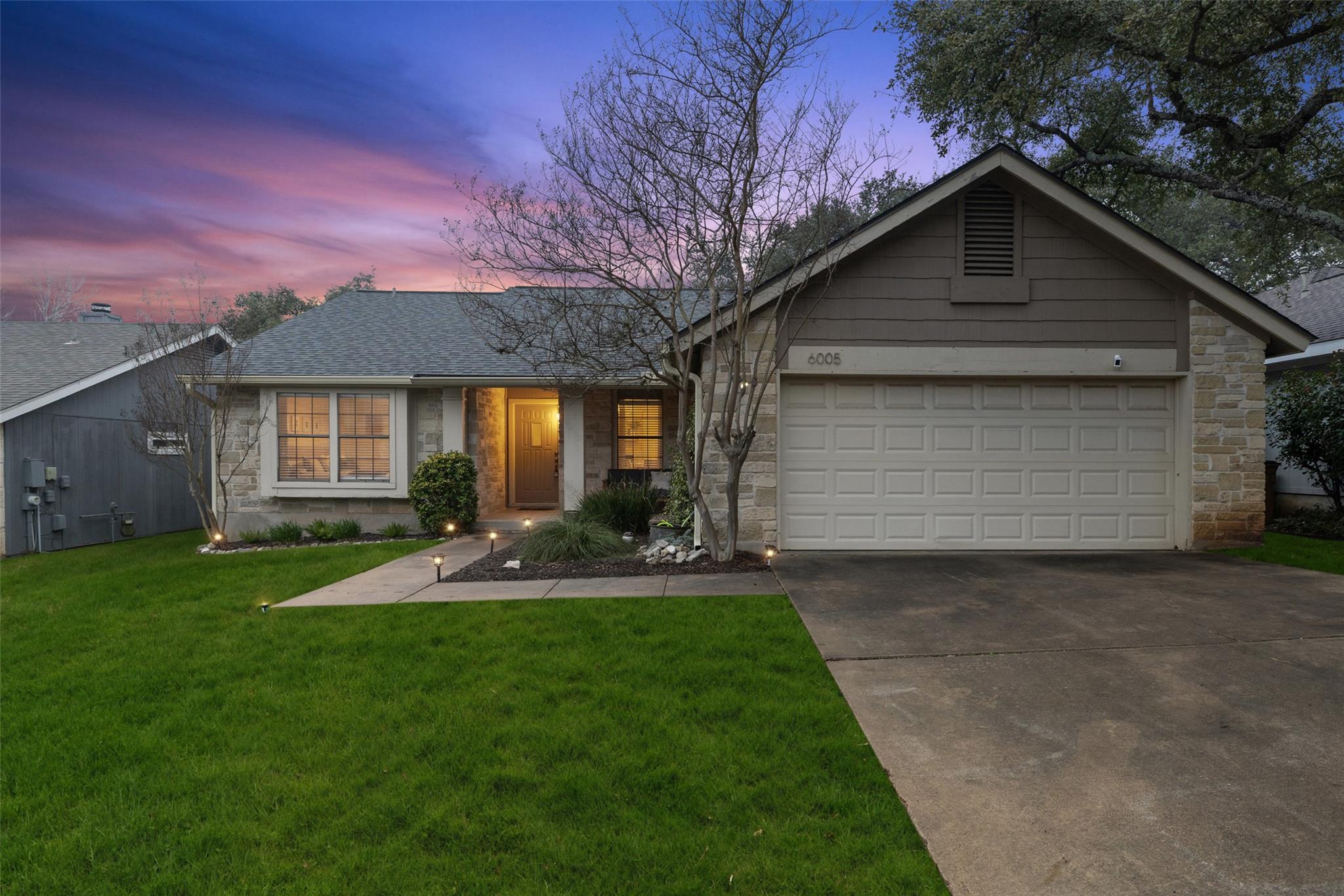 6005 Blanco River Pass Property Photo