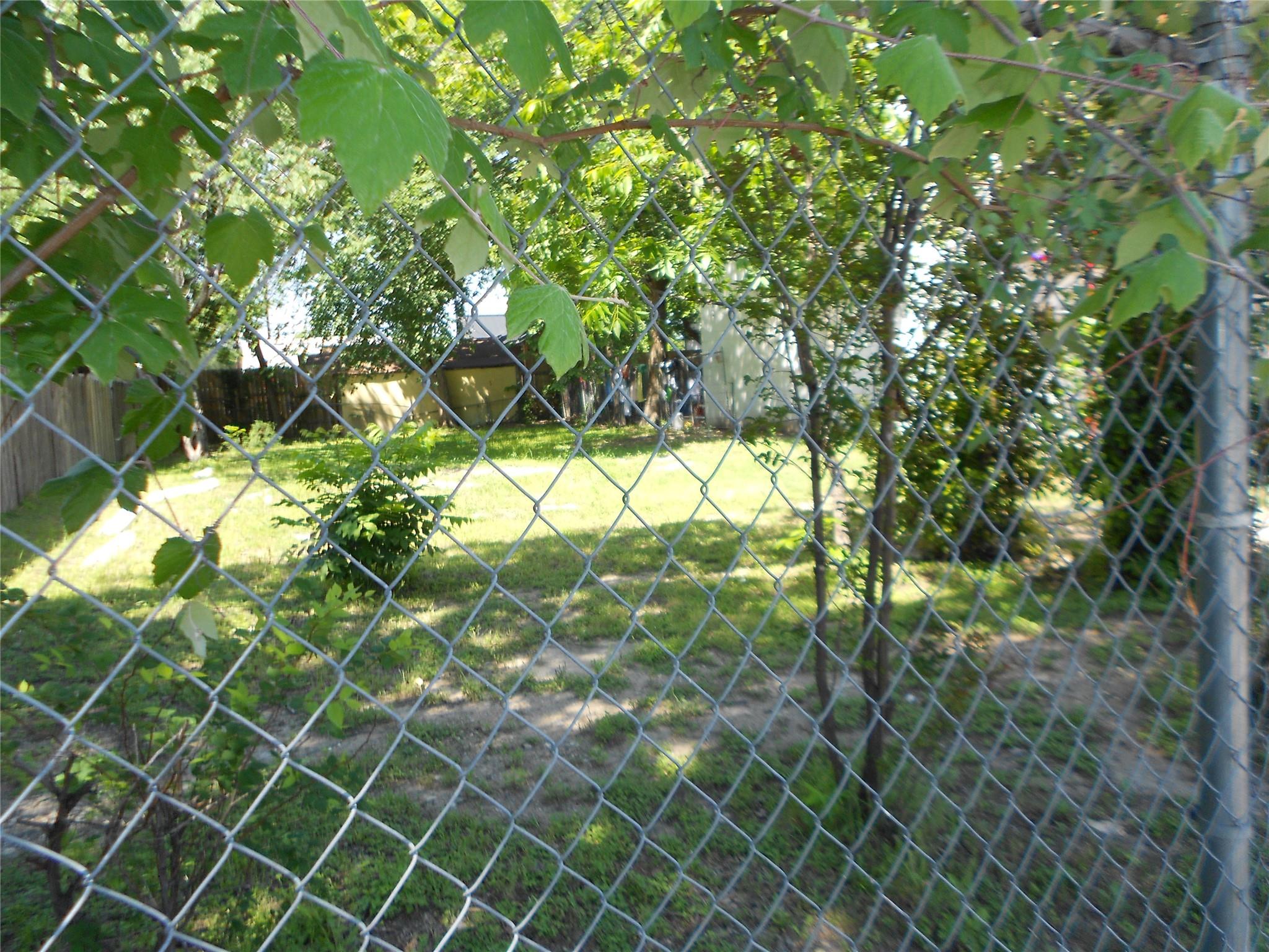 8388520 Property Photo 6