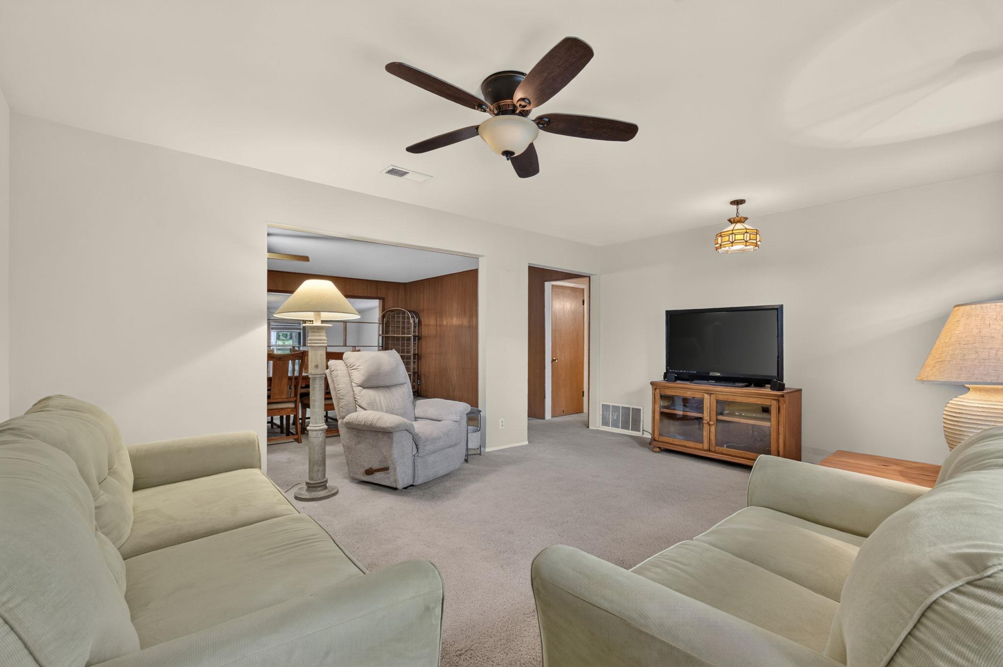 8415 Shenandoah Dr Property Photo 4