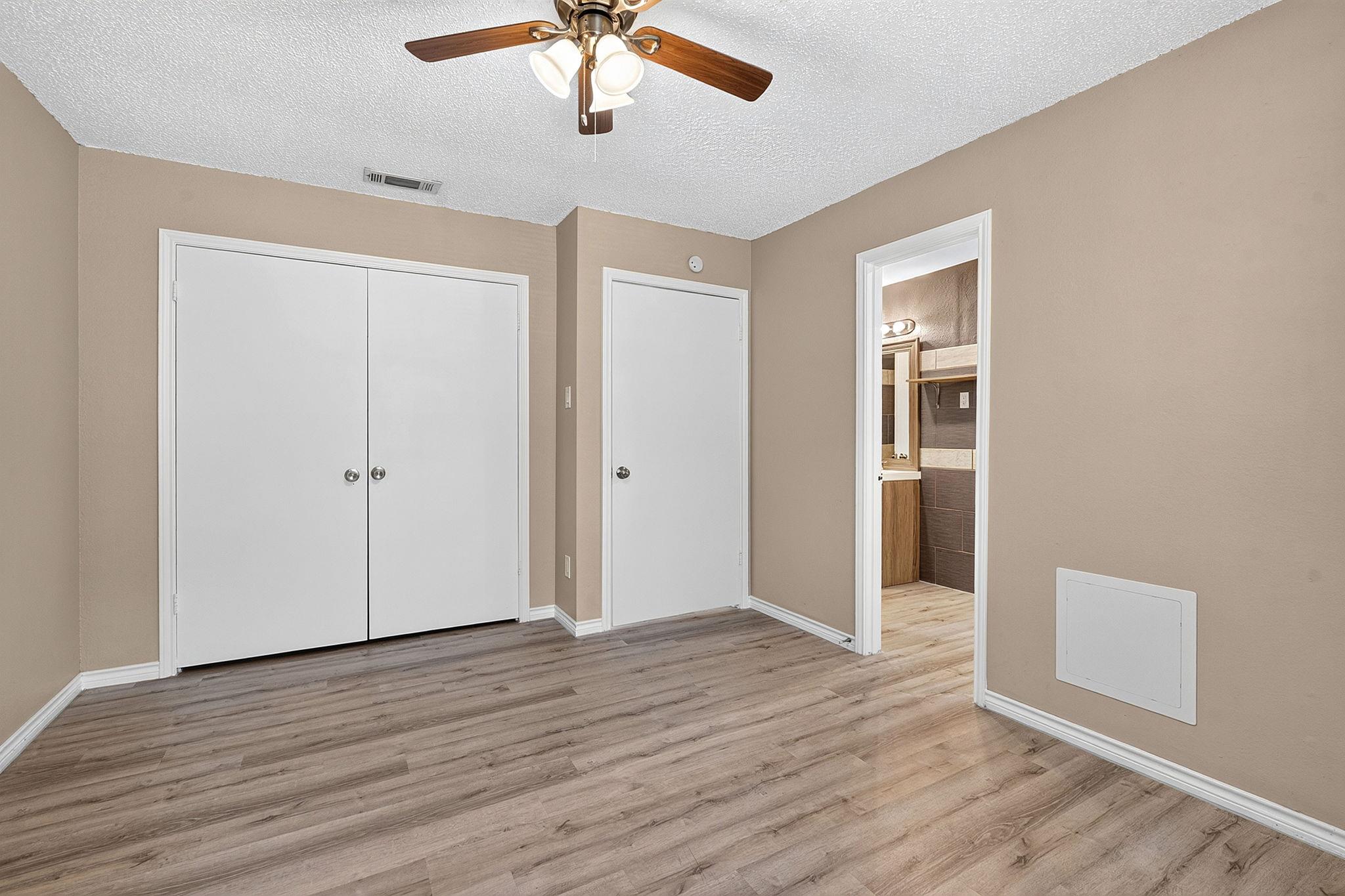 8390269 Property Photo 12