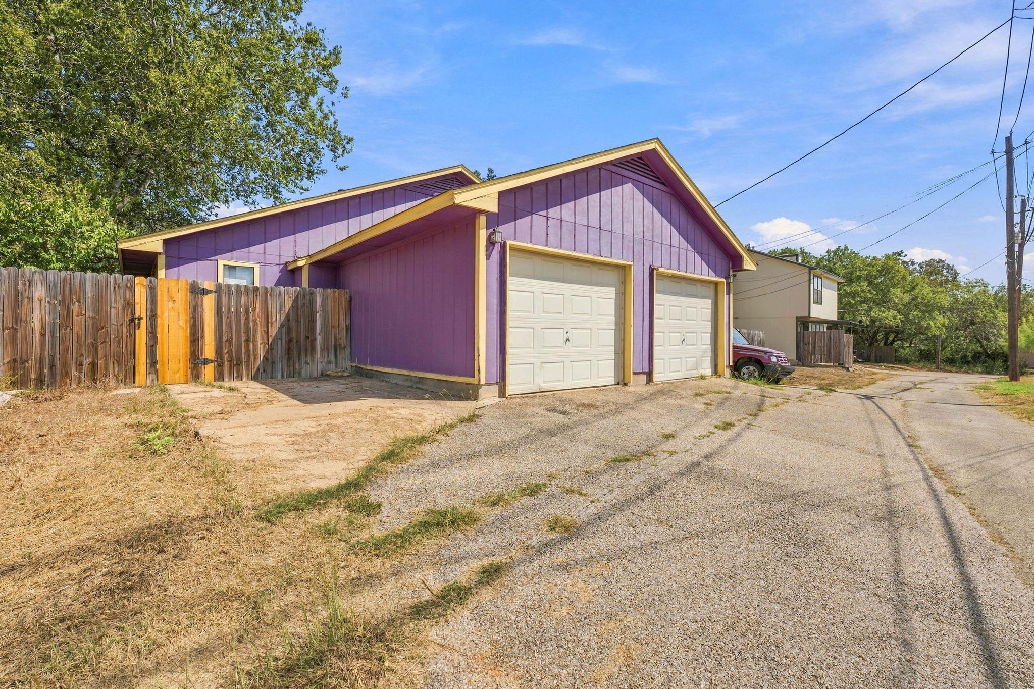 8390269 Property Photo 18