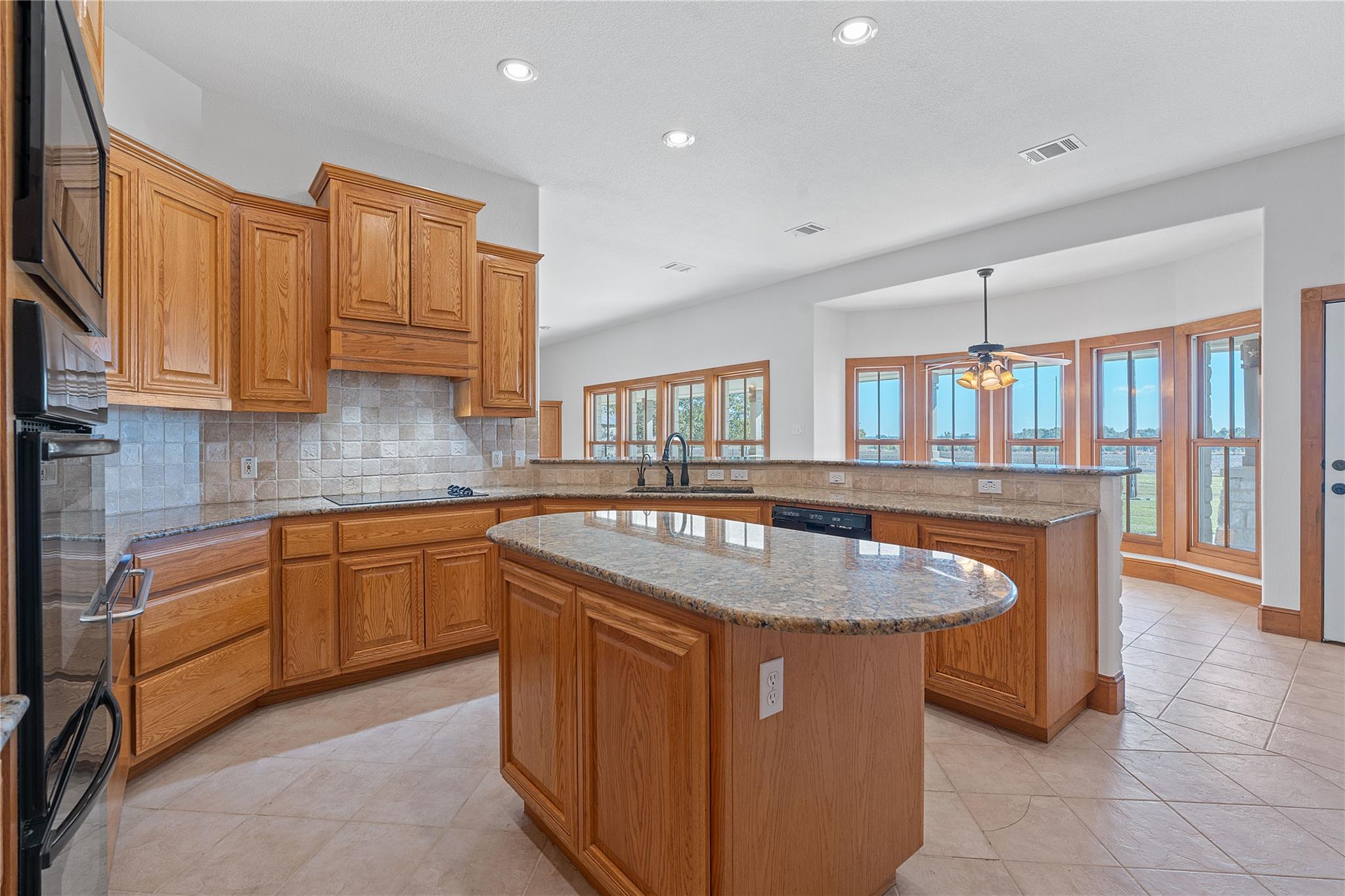 400 County Road 483 None Property Photo 10