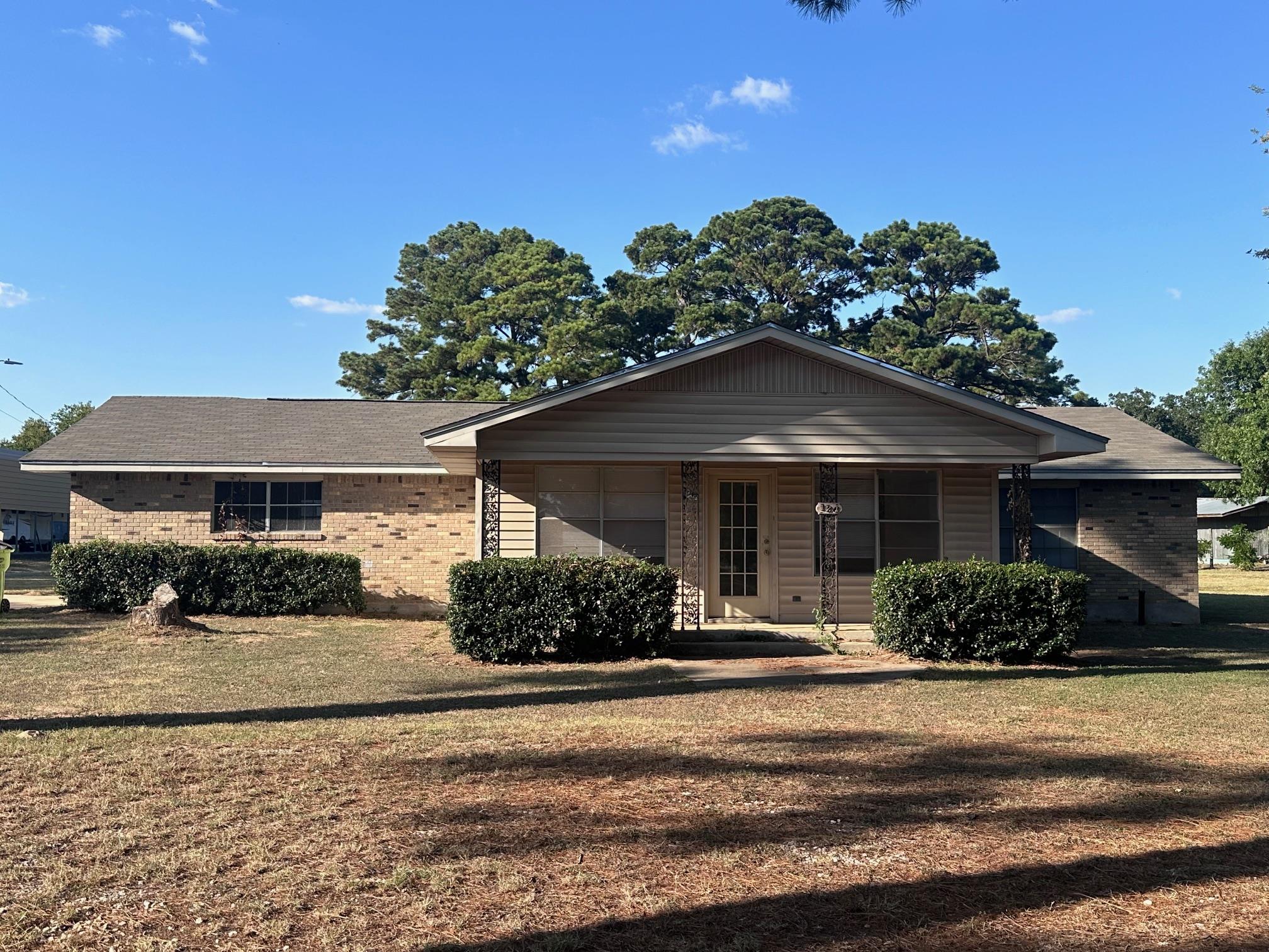 124 Plum St St Property Photo 1