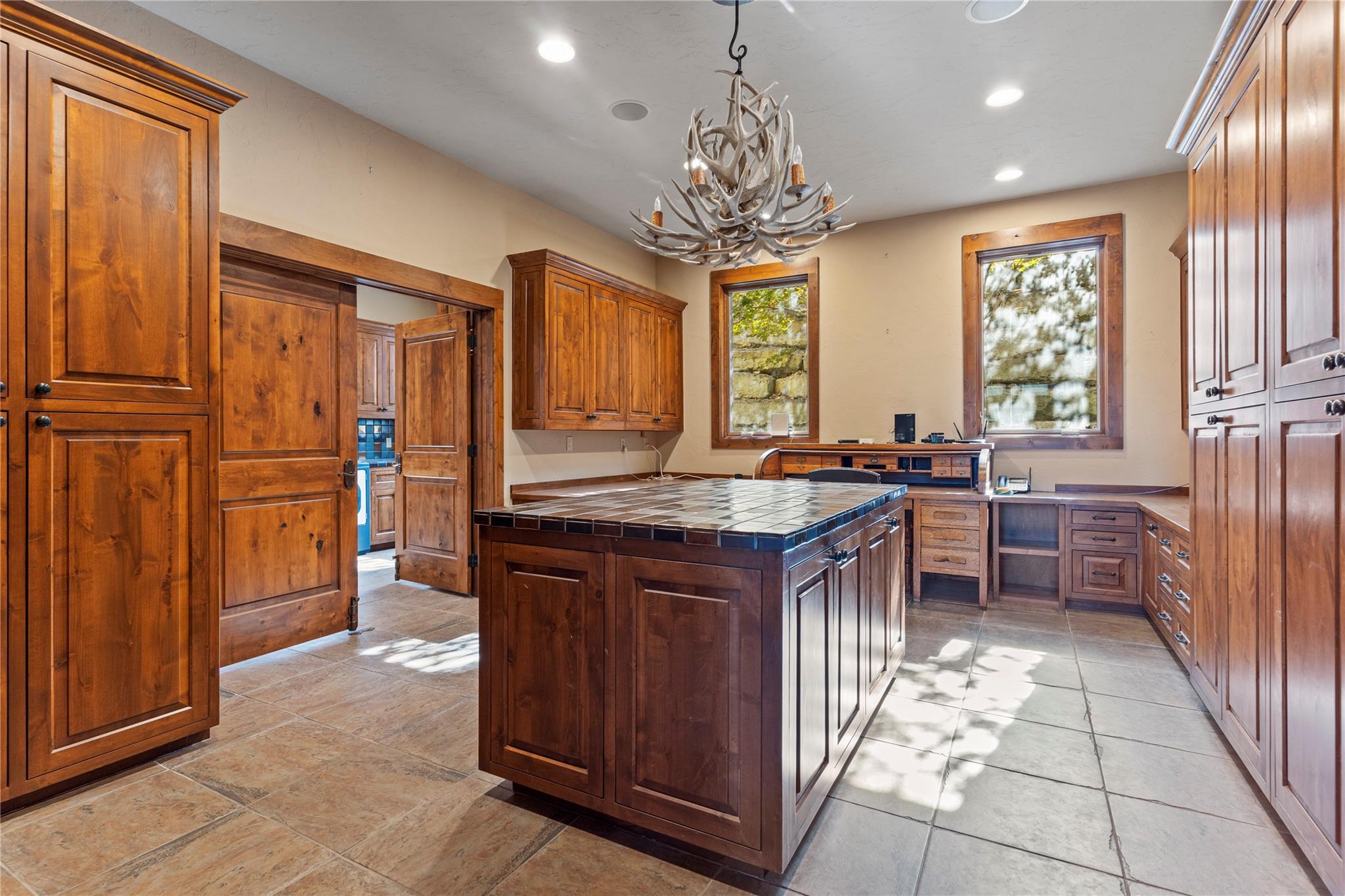 556 Cliff View Loop Property Photo 24