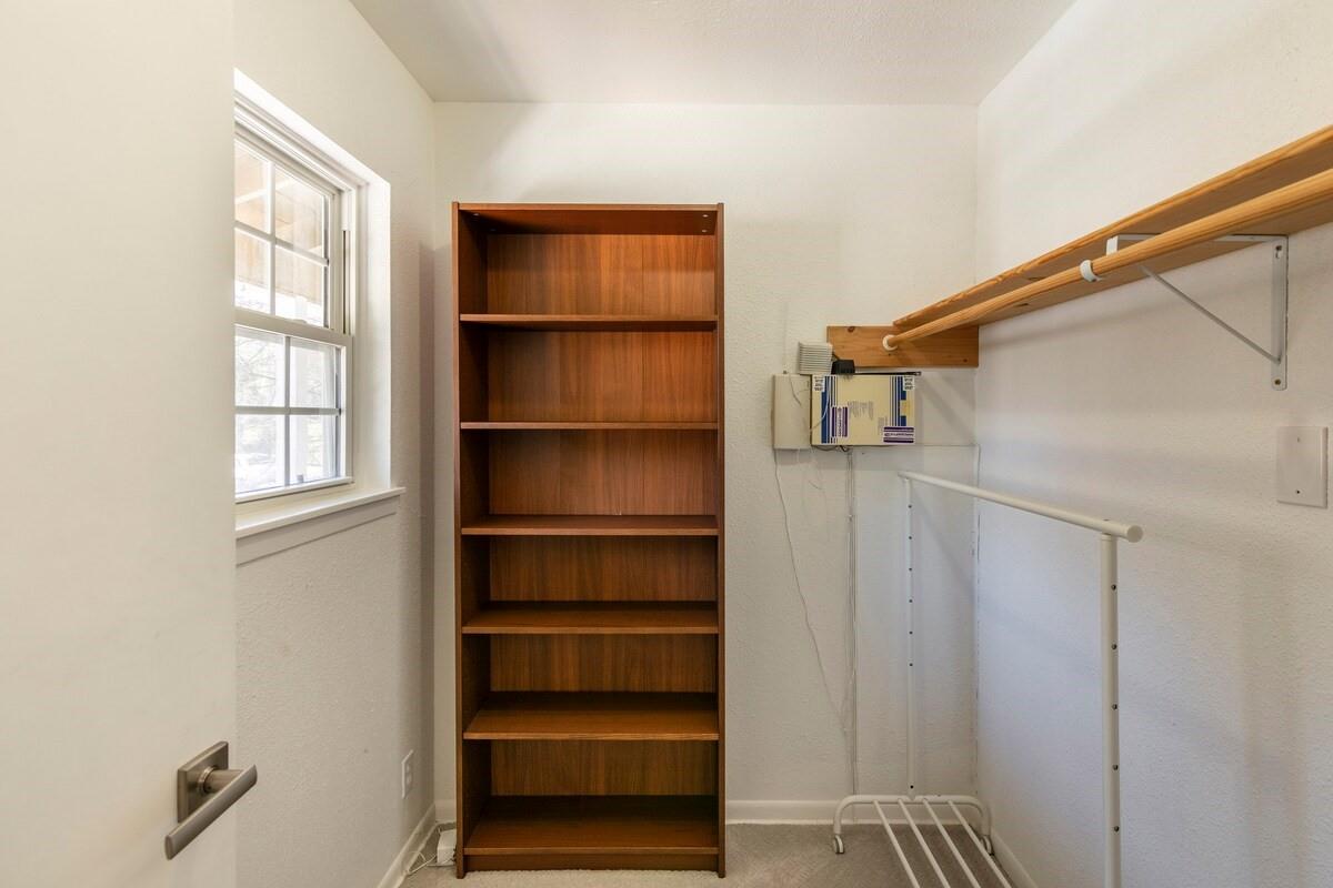 1711 Deerfield Dr Property Photo 11