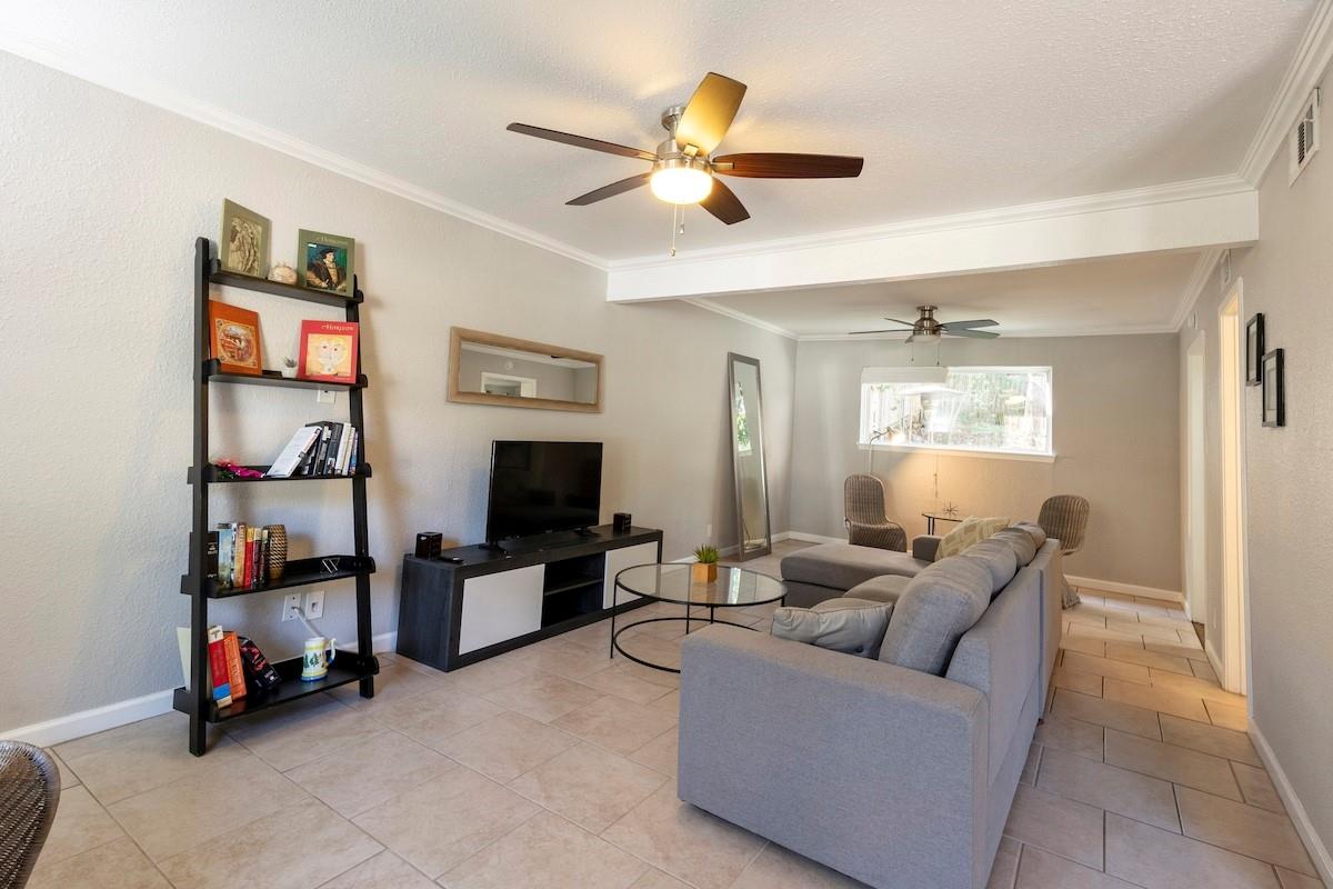 1711 Deerfield Dr Property Photo 27