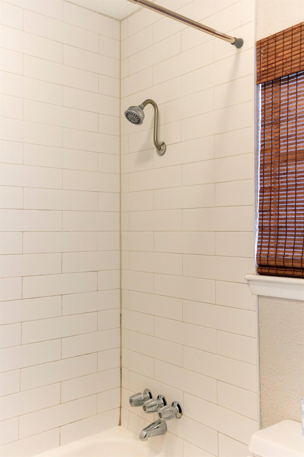 1711 Deerfield Dr Property Photo 28