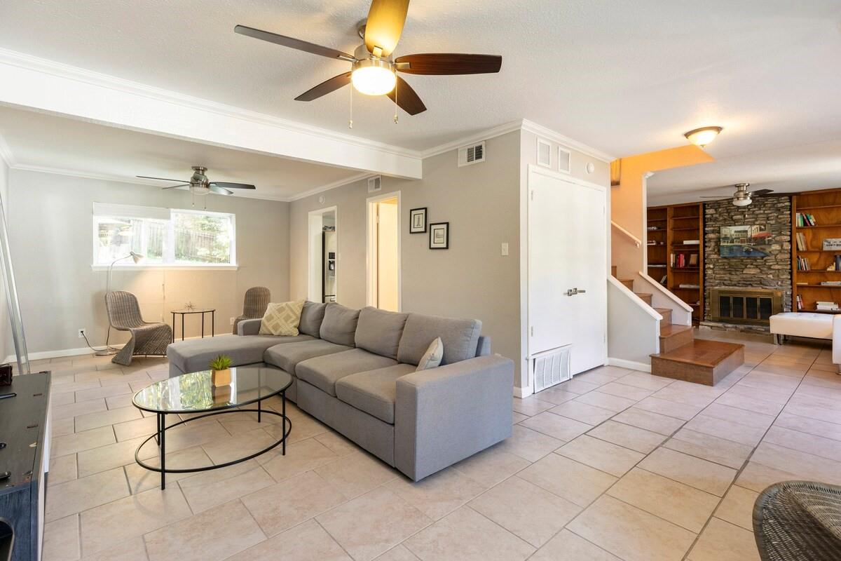 1711 Deerfield Dr Property Photo 36