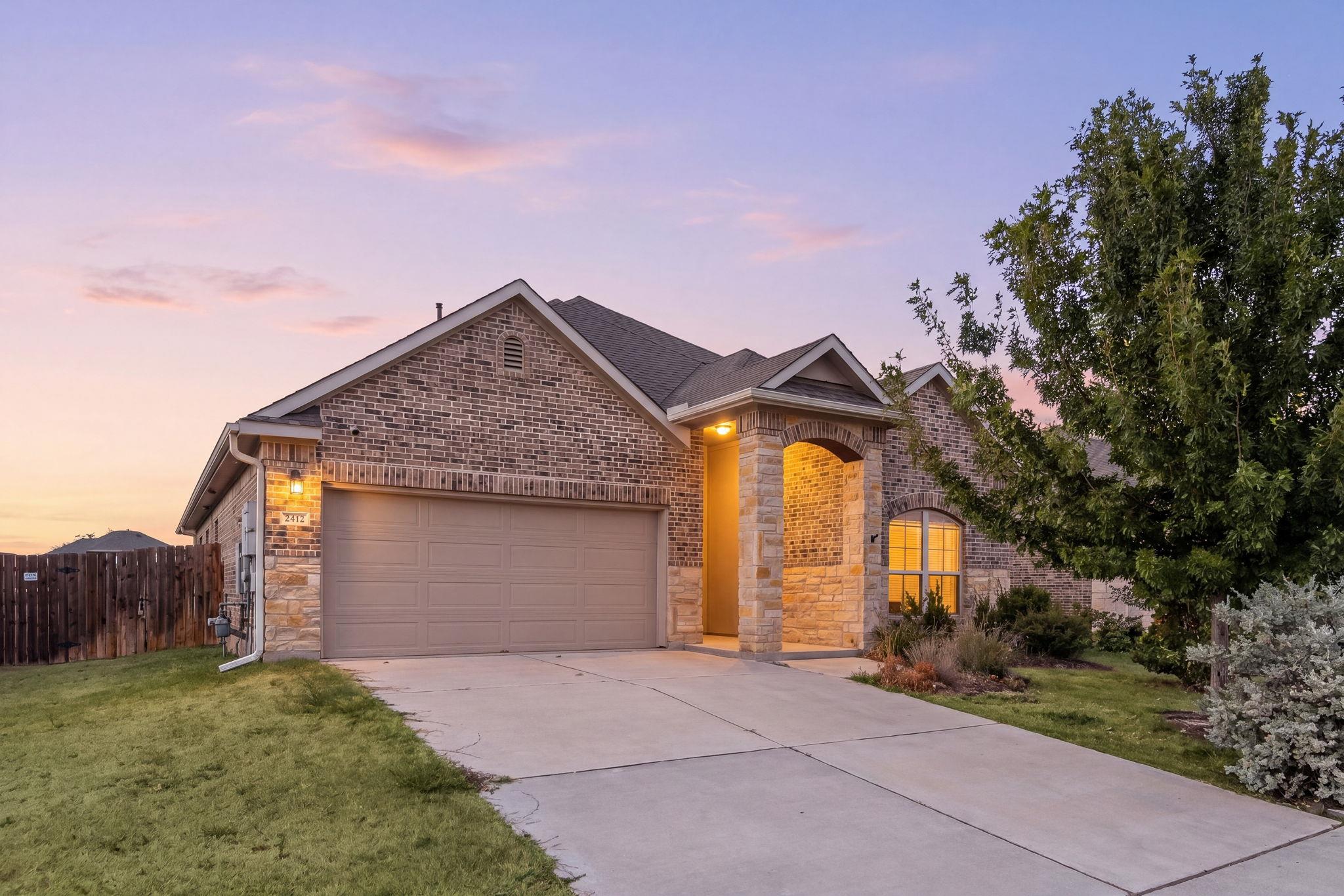 2412 Star Hill Ranch St Property Photo 1