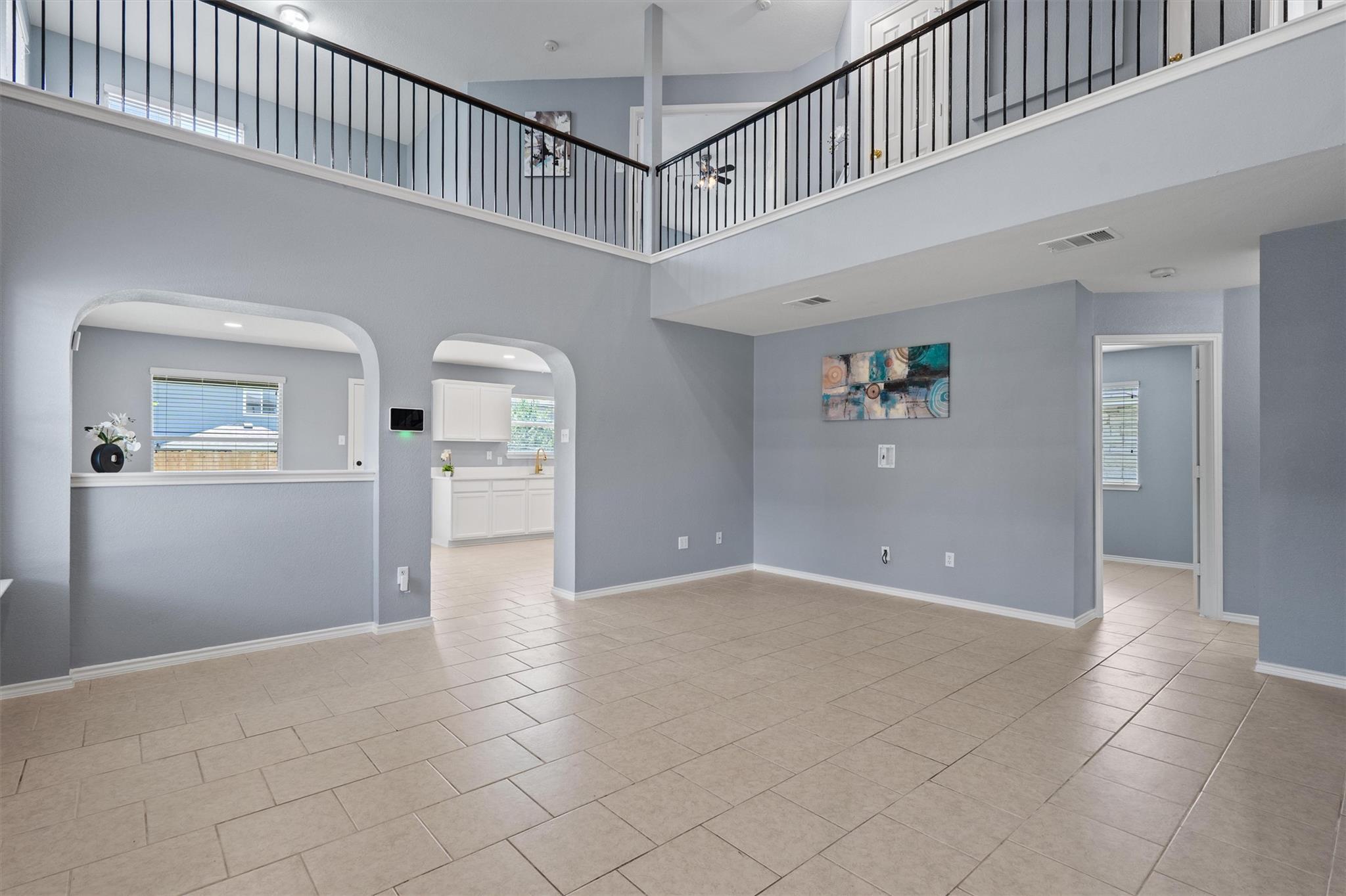 12629 James Polk St Property Photo 3
