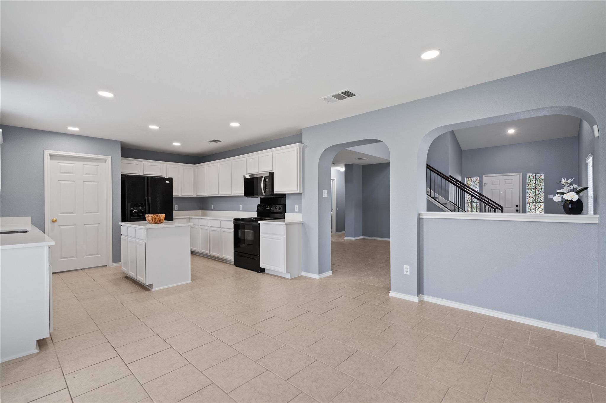 12629 James Polk St Property Photo 12