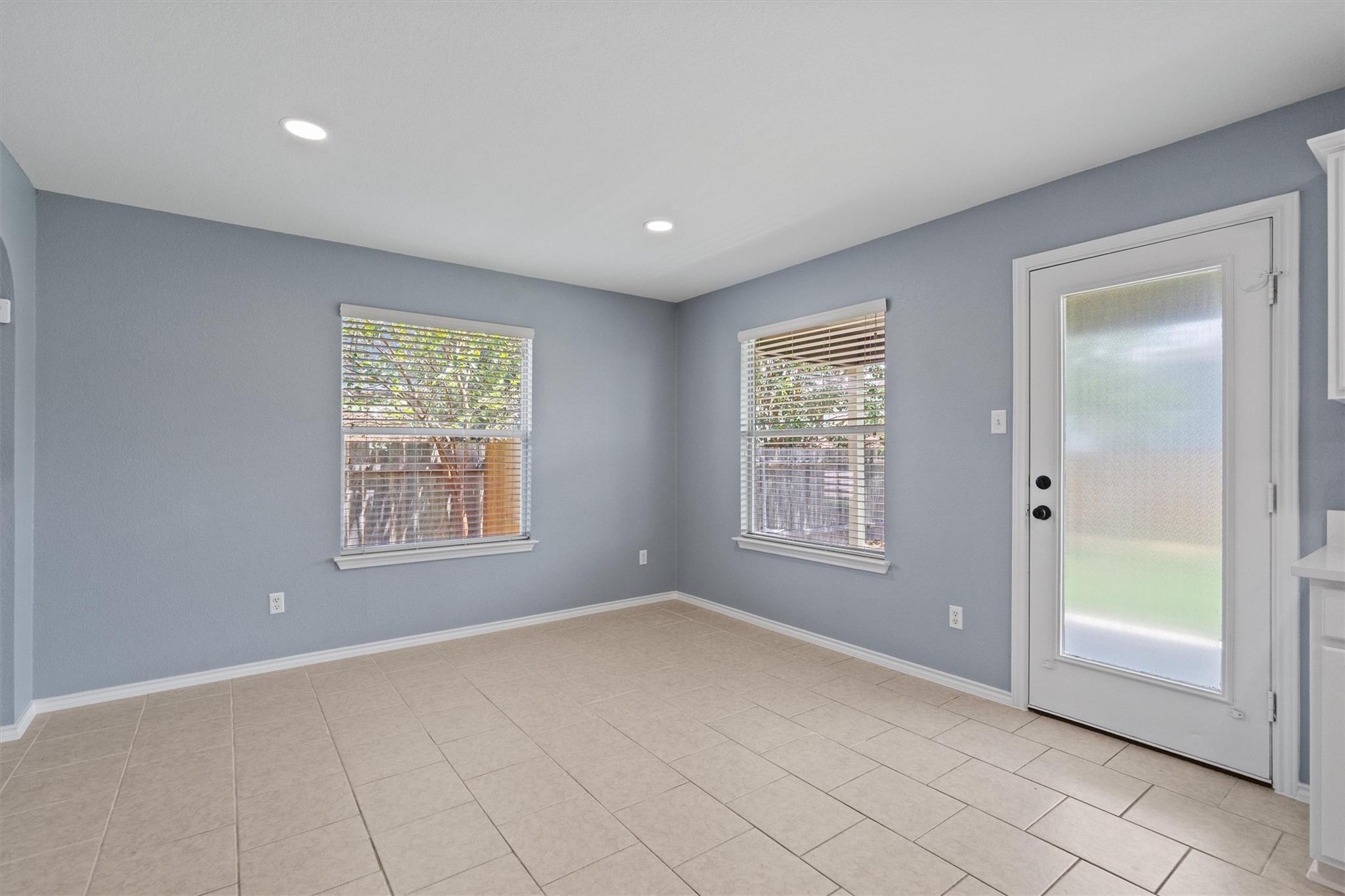 12629 James Polk St Property Photo 13