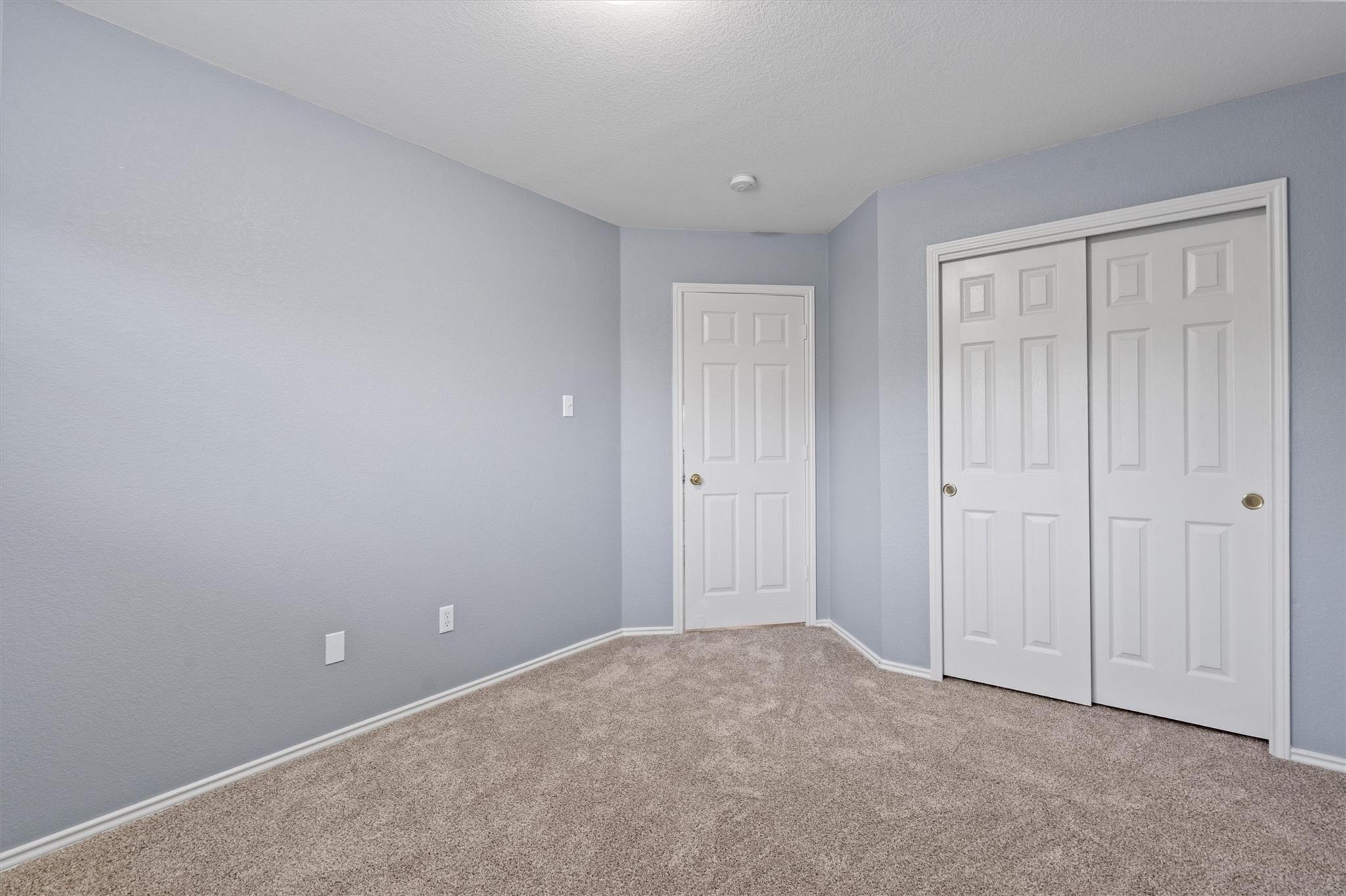 12629 James Polk St Property Photo 15