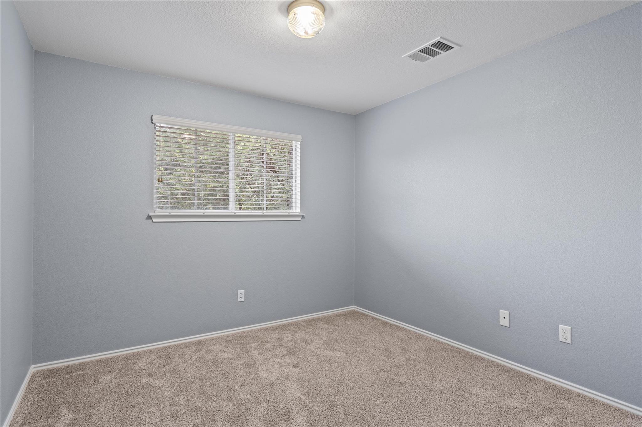 12629 James Polk St Property Photo 18