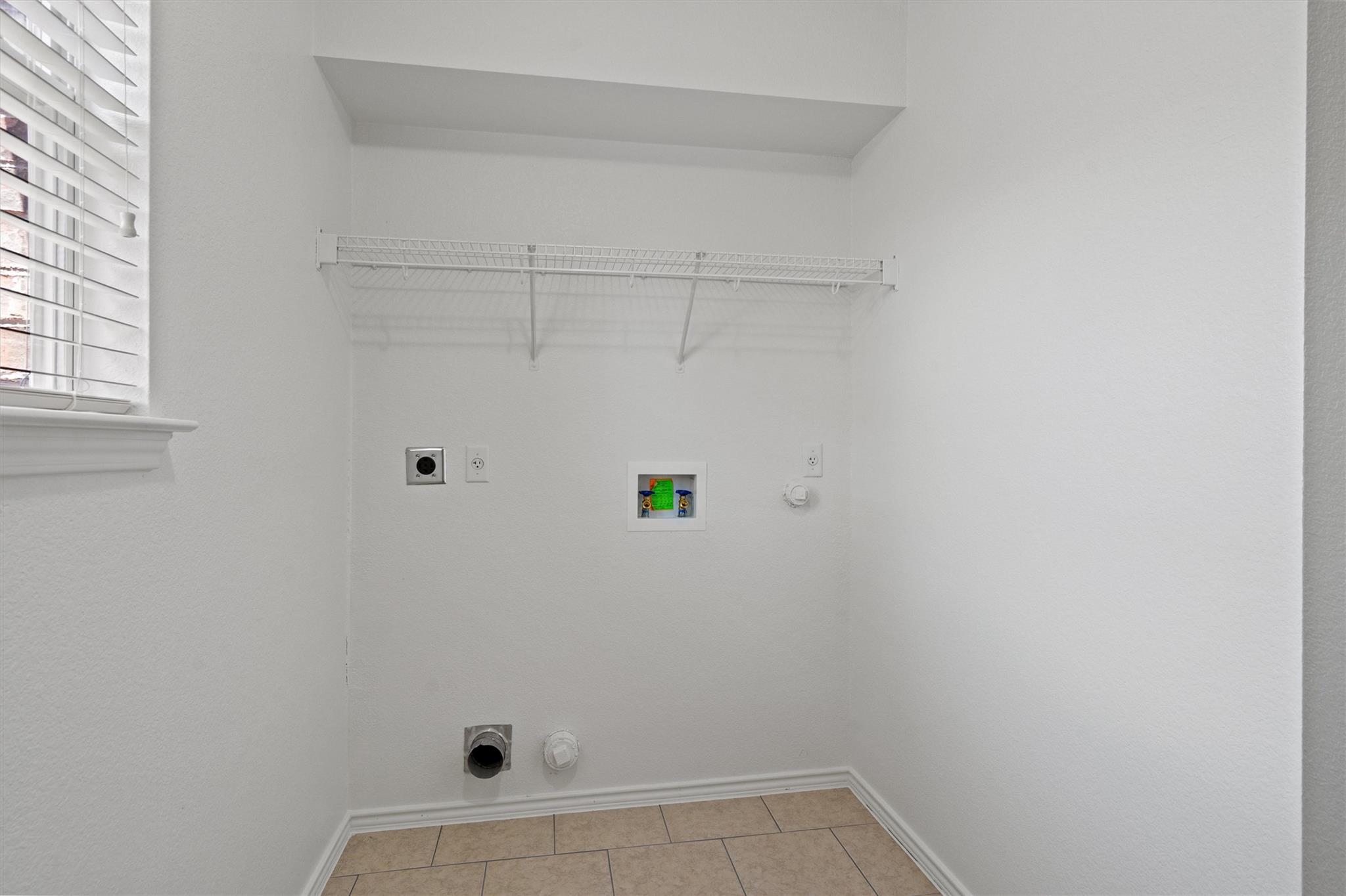 12629 James Polk St Property Photo 31