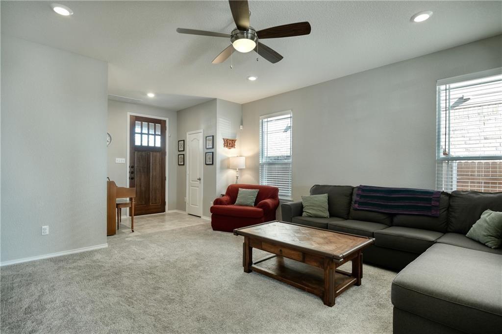 220 Danablu Dr Property Photo 3