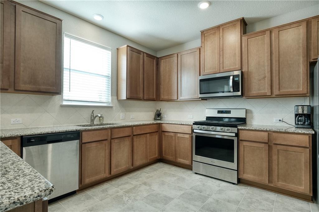 220 Danablu Dr Property Photo 7