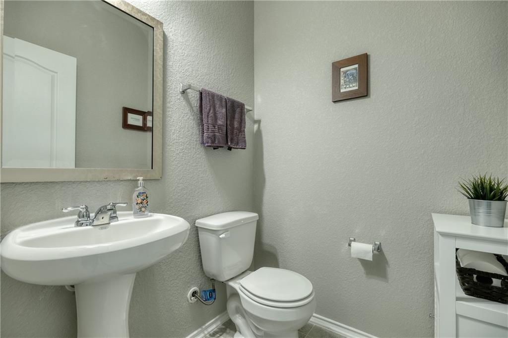 220 Danablu Dr Property Photo 10
