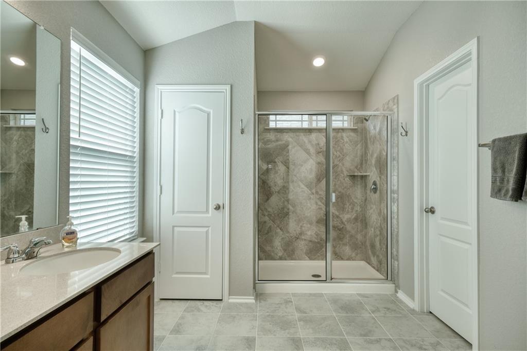 220 Danablu Dr Property Photo 11