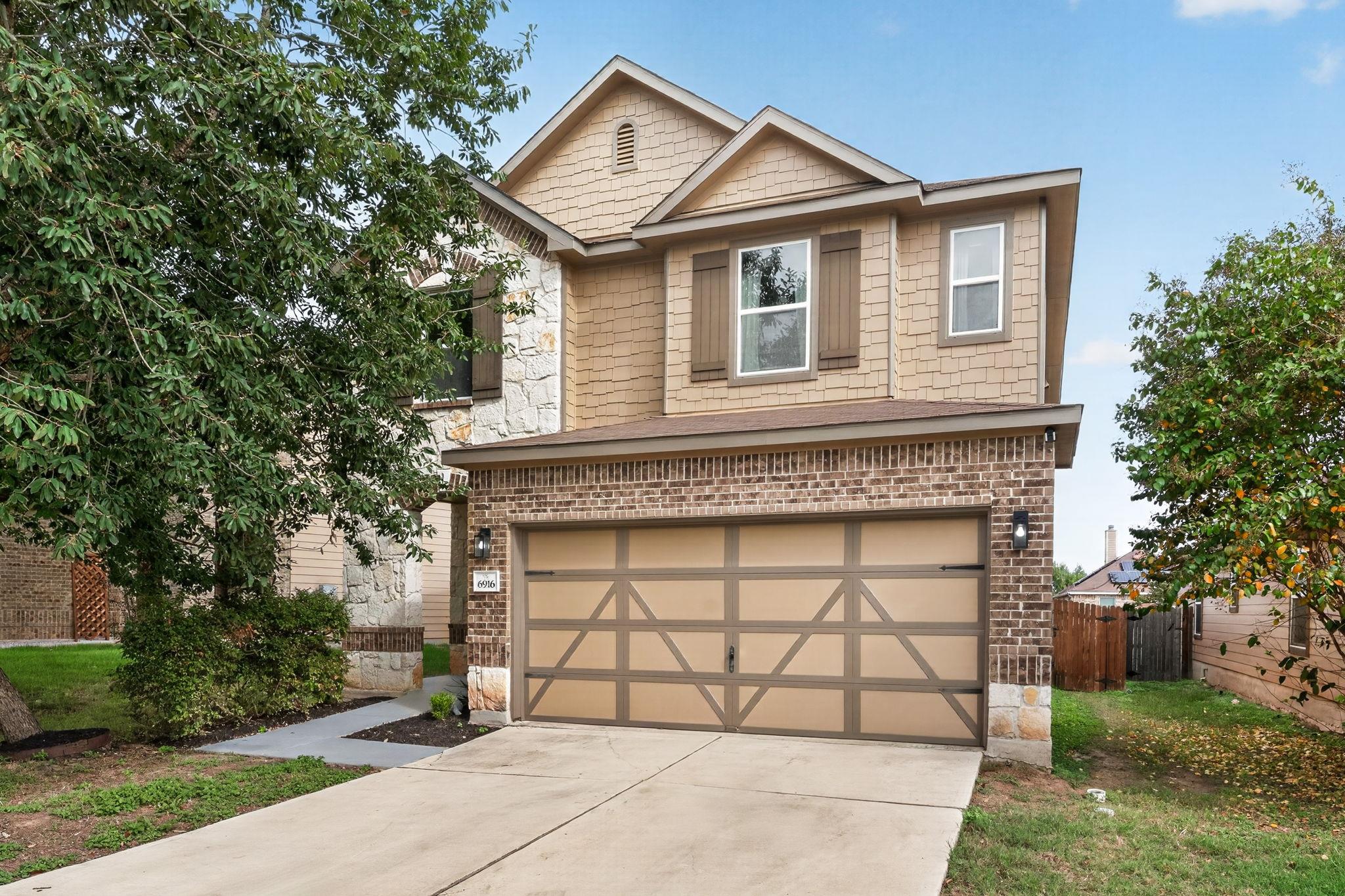 6916 Sunderland Trl Property Photo 1