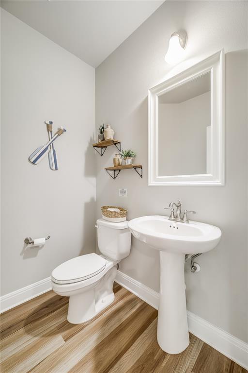 2500 Newton Dr Property Photo 30