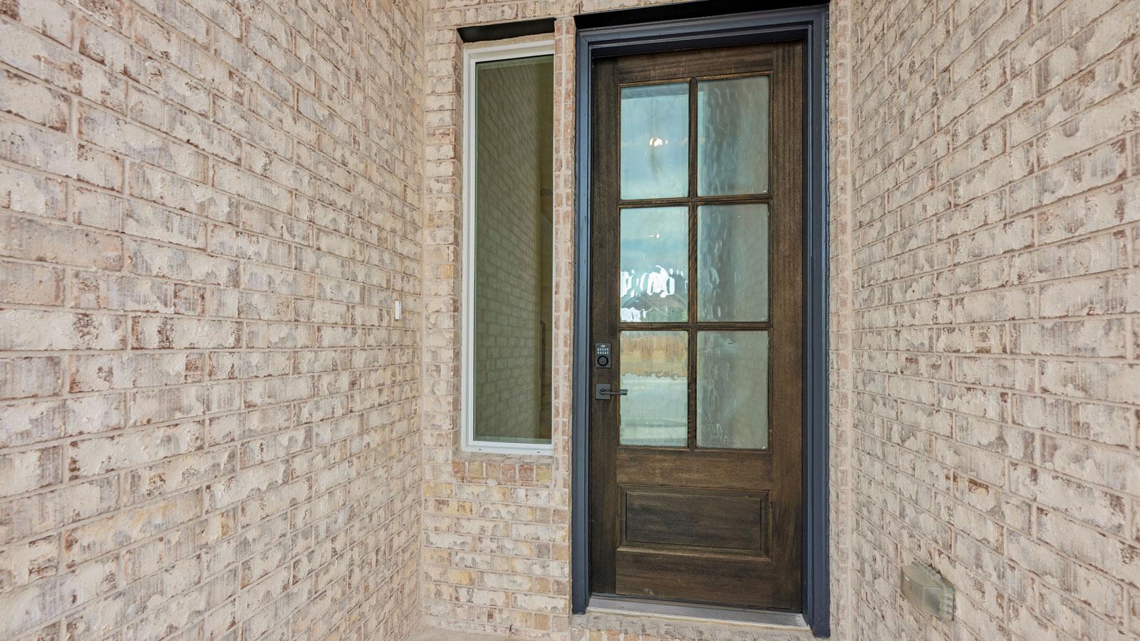 2453 Tumbleweed Bnd Property Photo 3