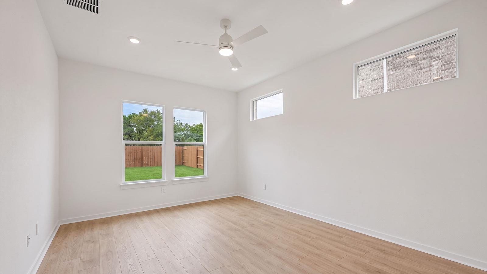 2453 Tumbleweed Bnd Property Photo 13