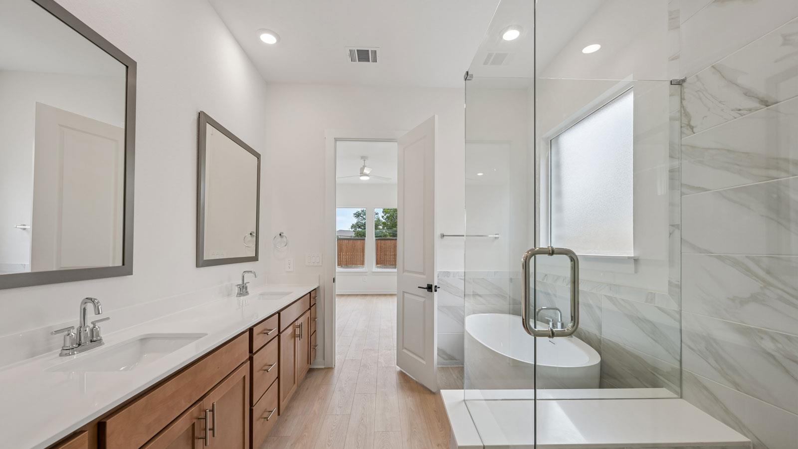 2453 Tumbleweed Bnd Property Photo 17