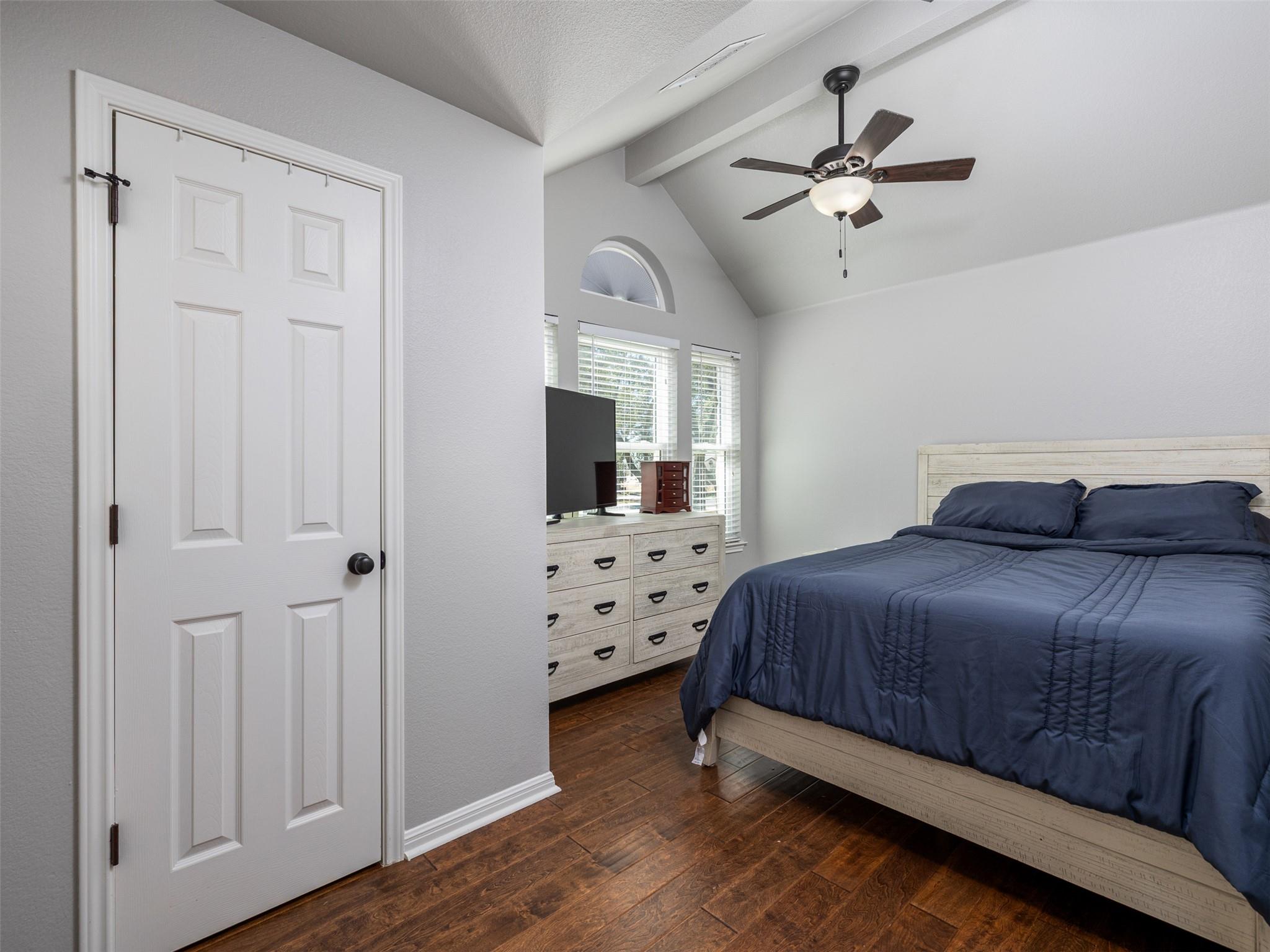 208 S Buffalo Pass Property Photo 13