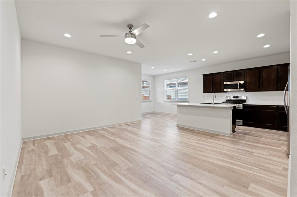 312 Agave Azul Way Property Photo 4