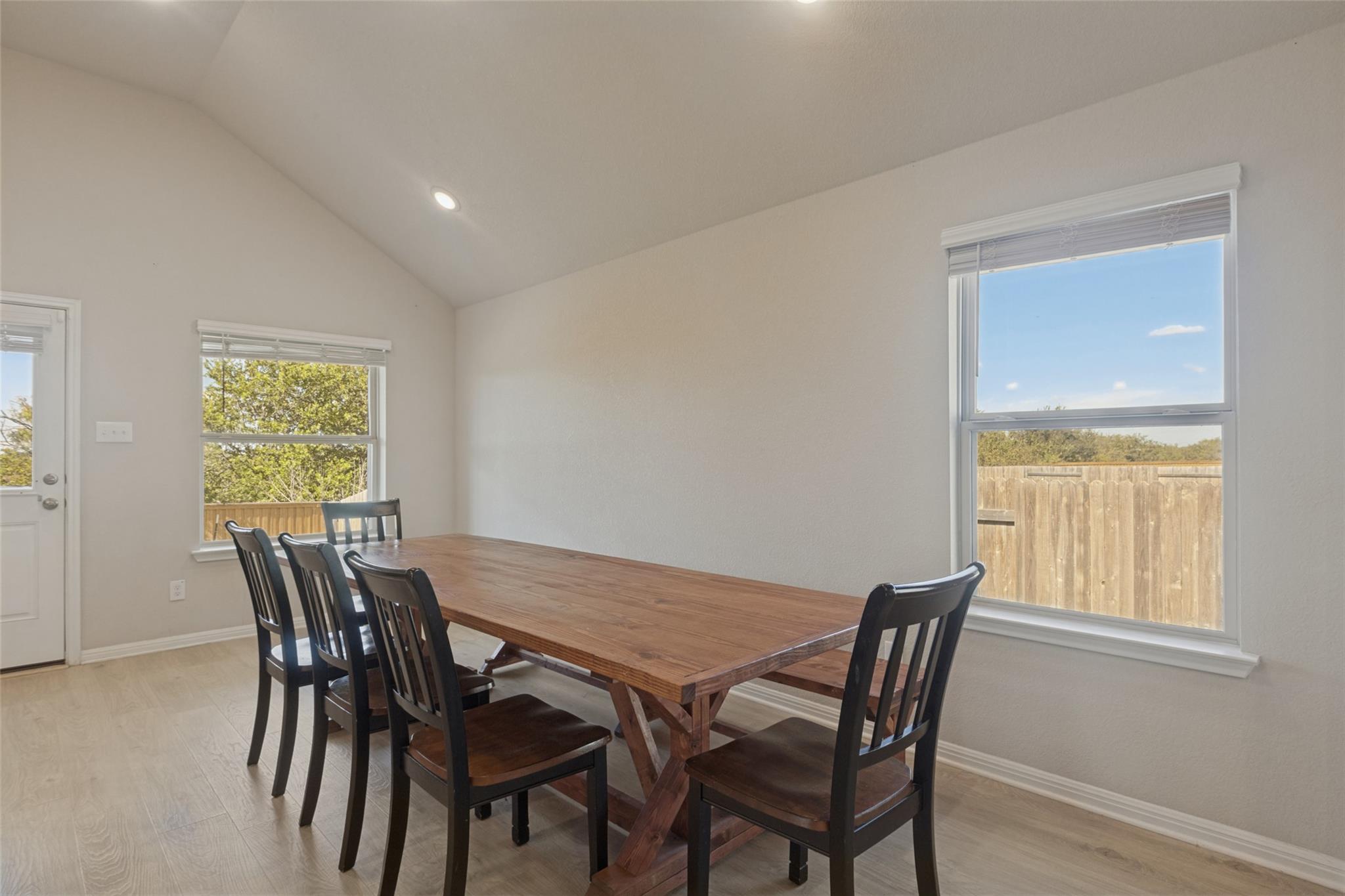 422 Backstays Loop Property Photo 11