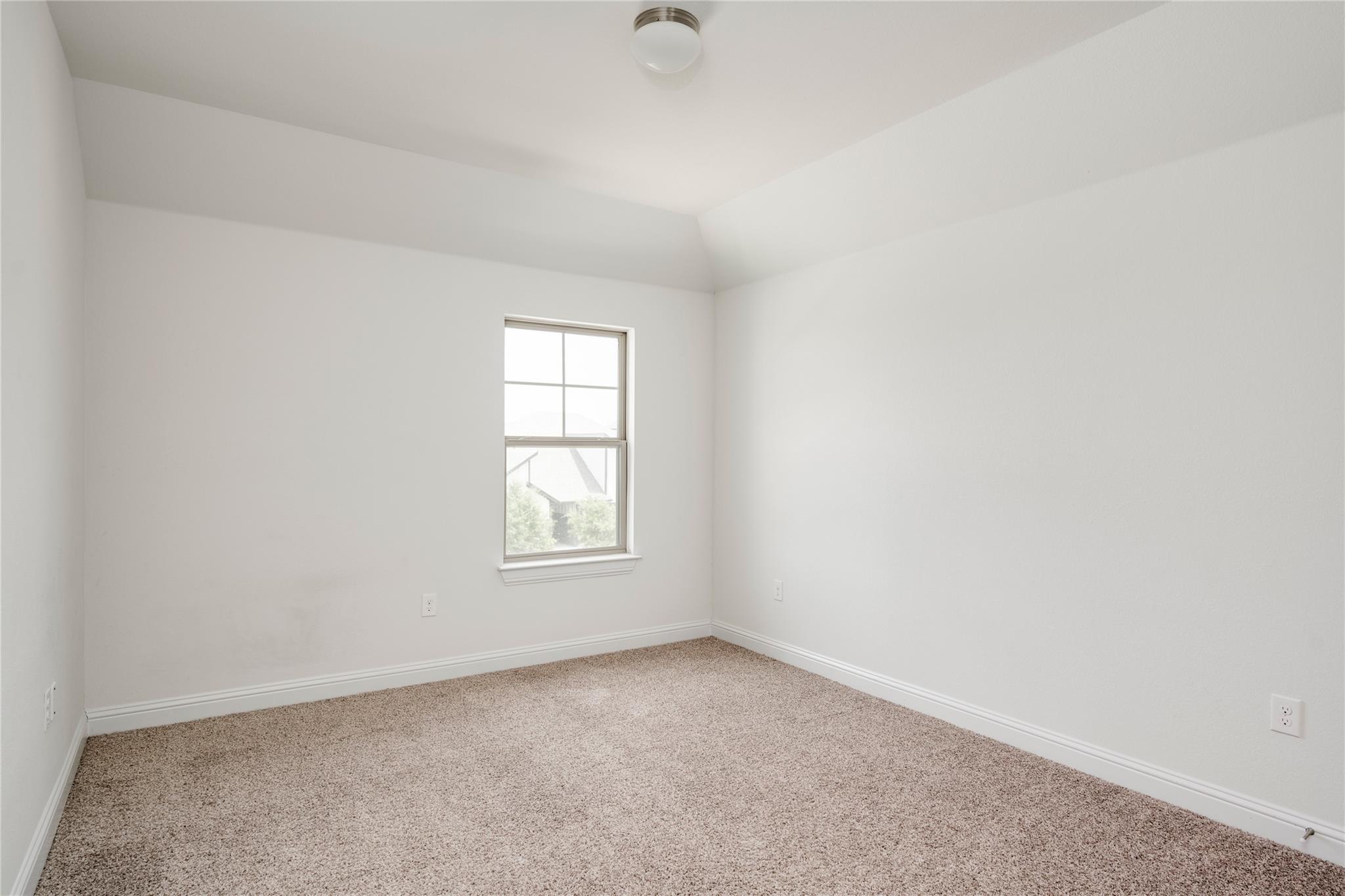9813 Evening Canopy Dr Property Photo 21