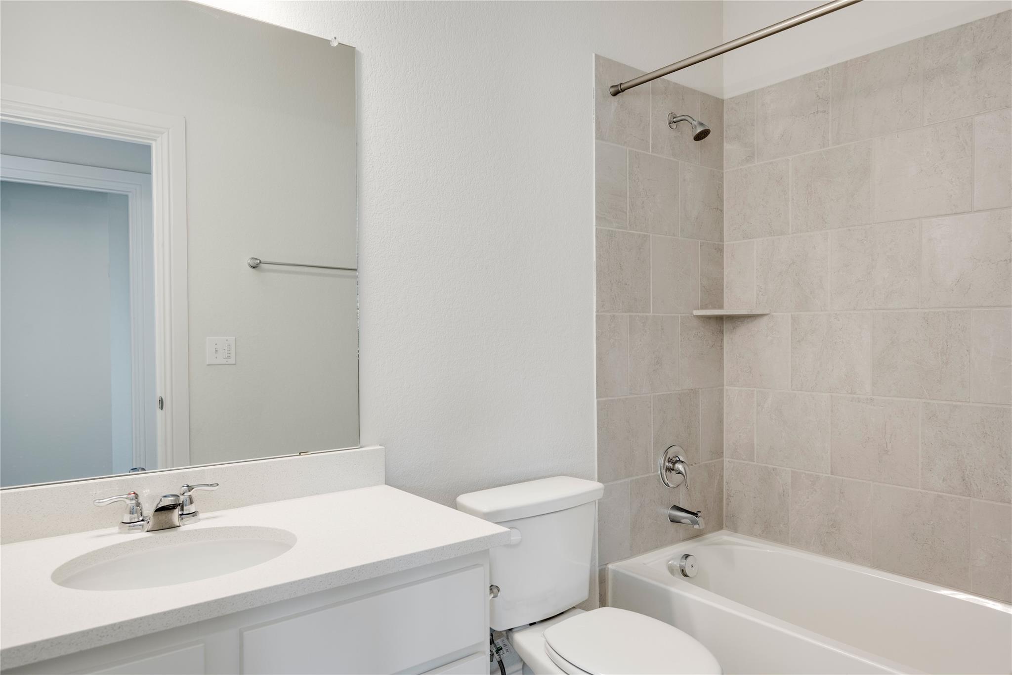 9813 Evening Canopy Dr Property Photo 24