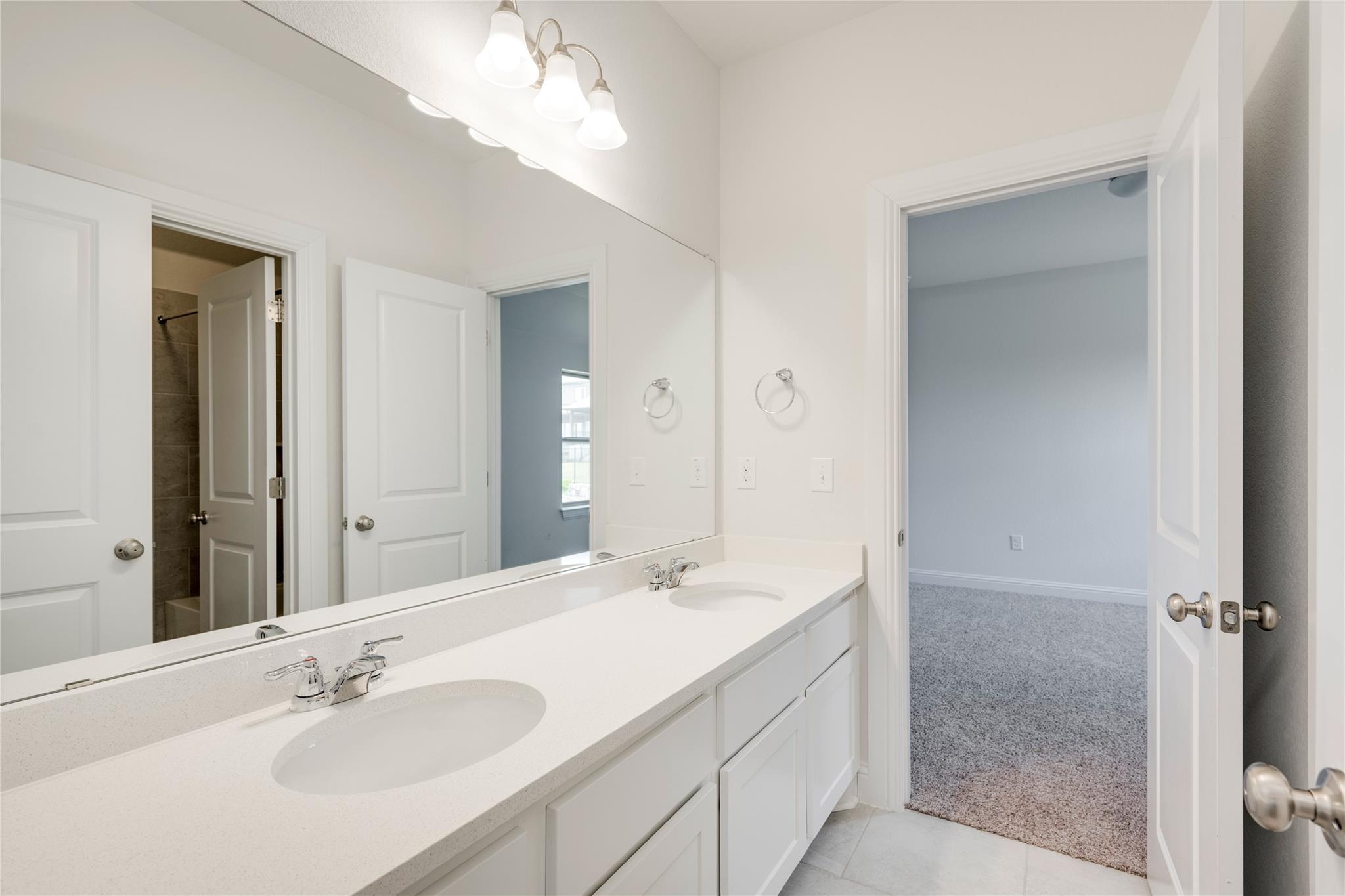 9813 Evening Canopy Dr Property Photo 25