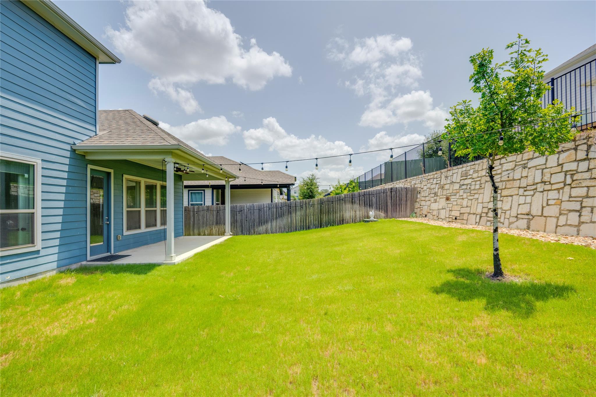9813 Evening Canopy Dr Property Photo 38