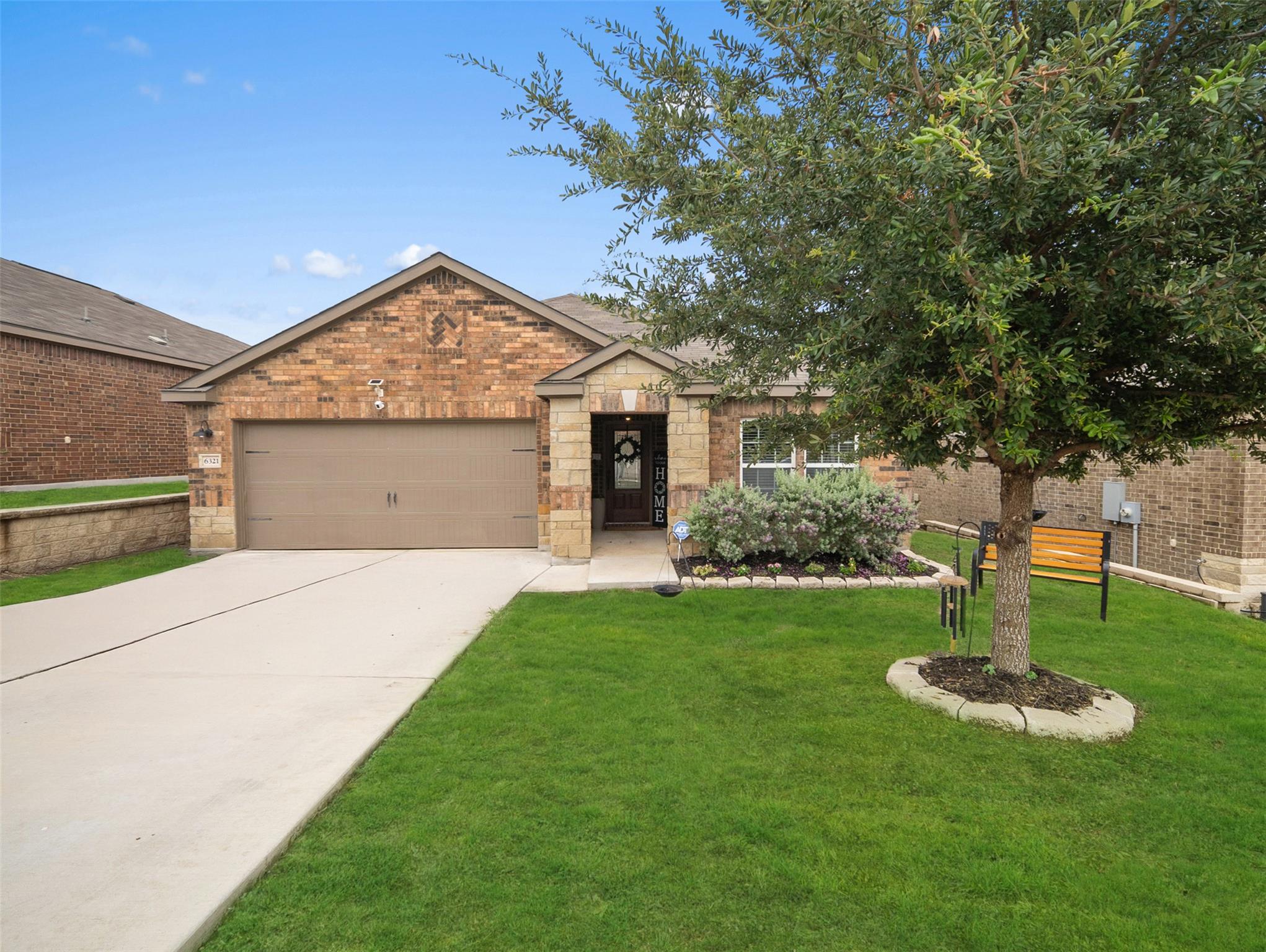 6321 Daisy Way Property Photo 1