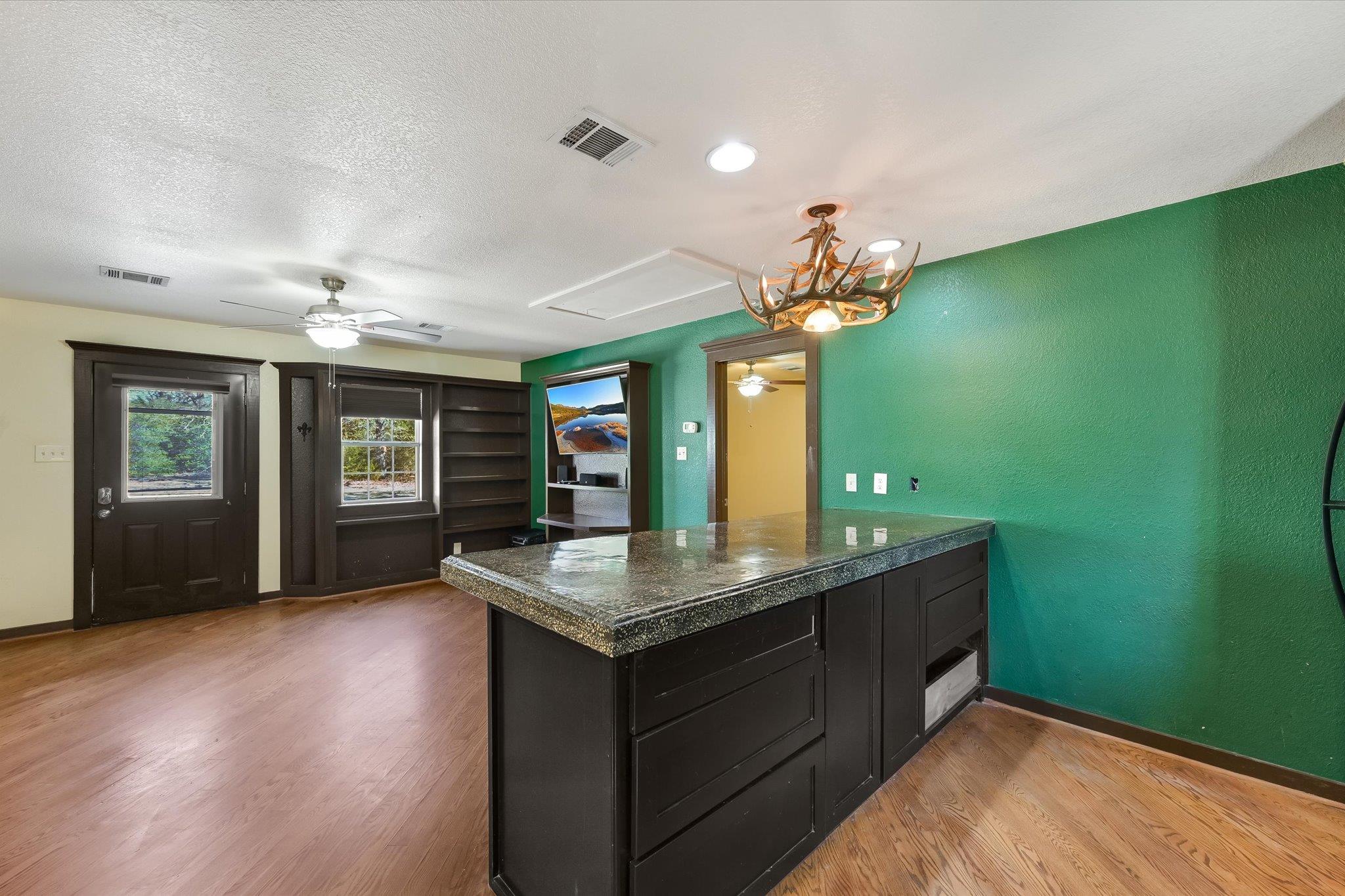 203 Pathfinders Way Property Photo 8