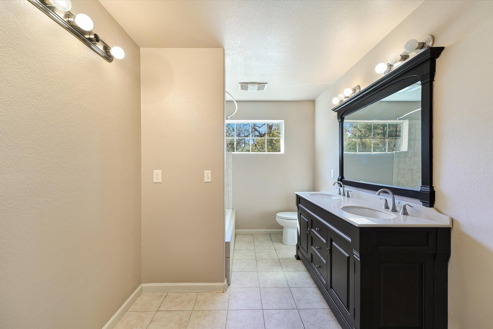 203 Pathfinders Way Property Photo 13