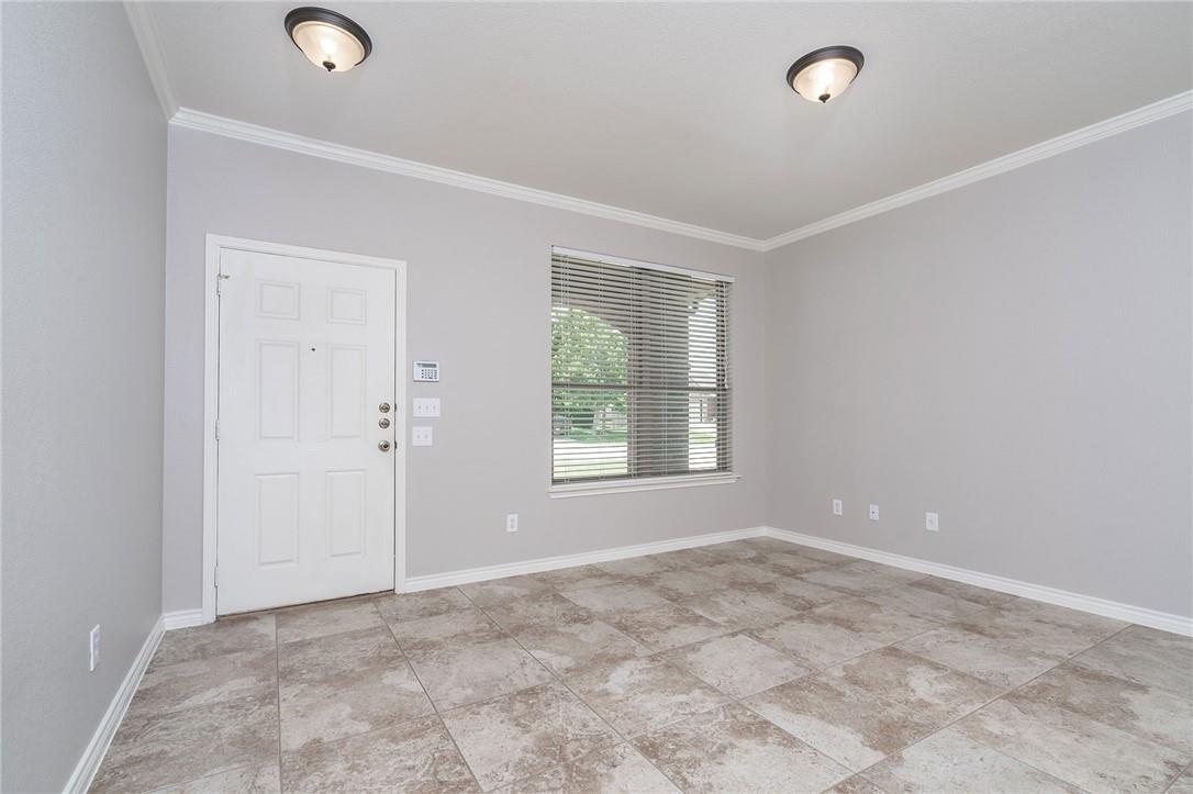 2116 Woodway Dr Property Photo 6
