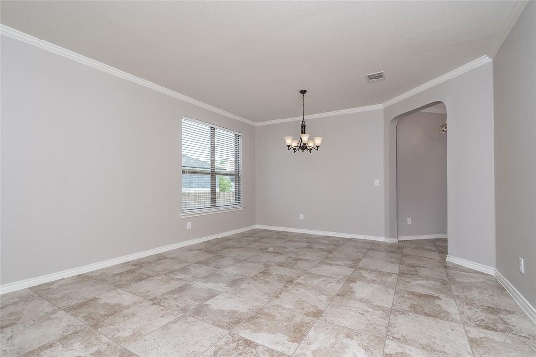 2116 Woodway Dr Property Photo 7