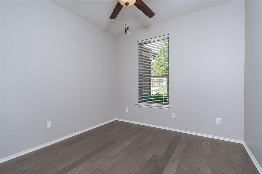 2116 Woodway Dr Property Photo 24