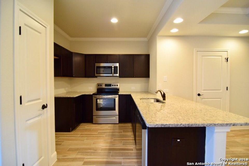 6322 Melanzane Ave #1 Property Photo 5