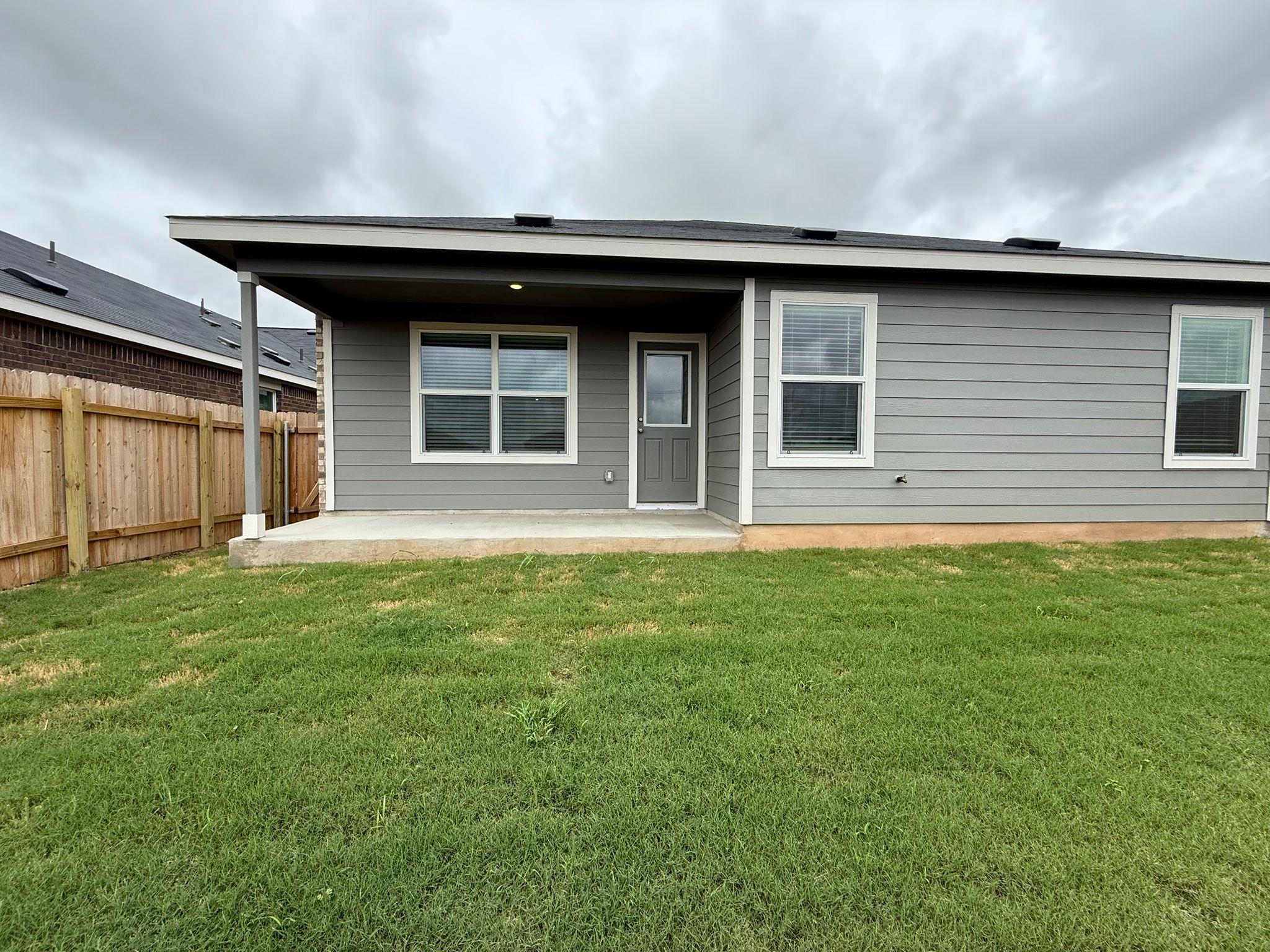 125 Sormonne Loop Property Photo 8