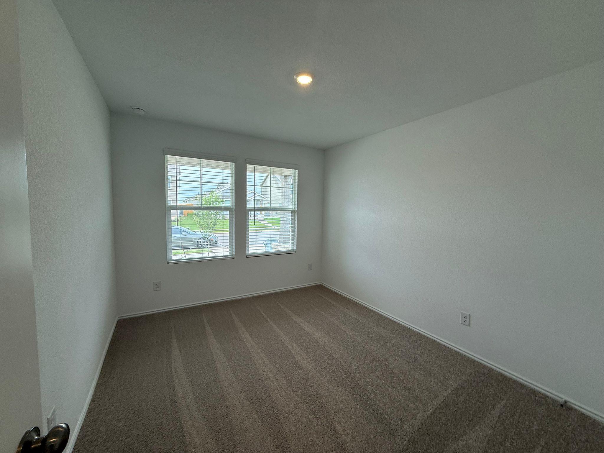 125 Sormonne Loop Property Photo 11