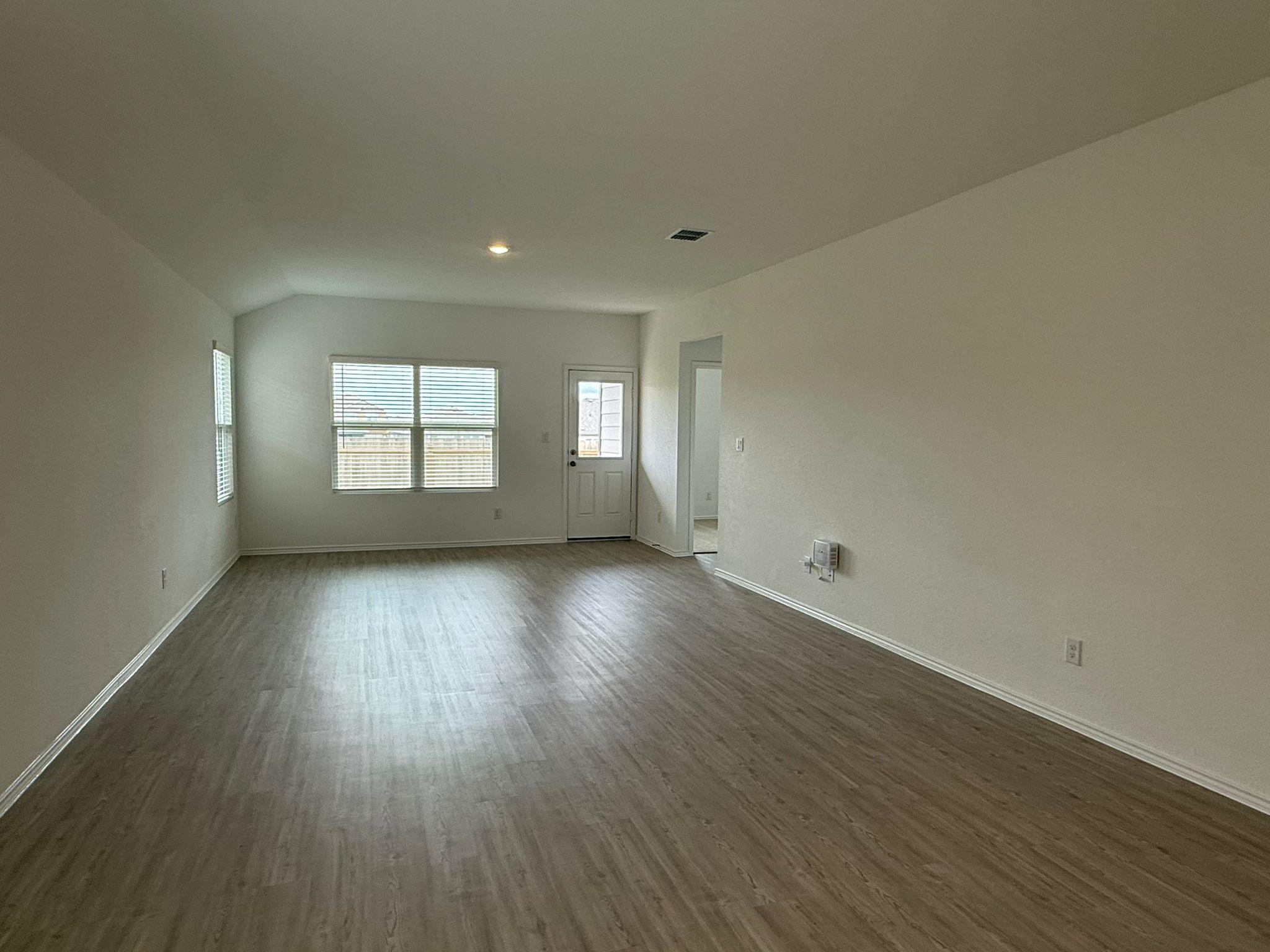 125 Sormonne Loop Property Photo 23