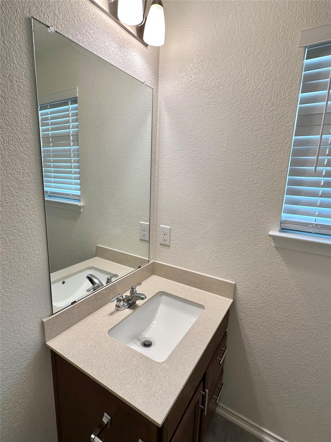 18900 Lady Bird Johnson St Property Photo 26