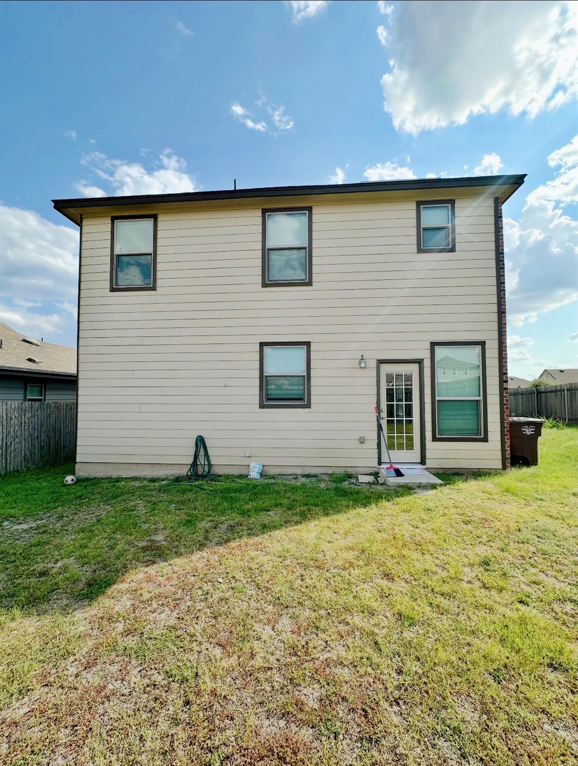 18900 Lady Bird Johnson St Property Photo 30