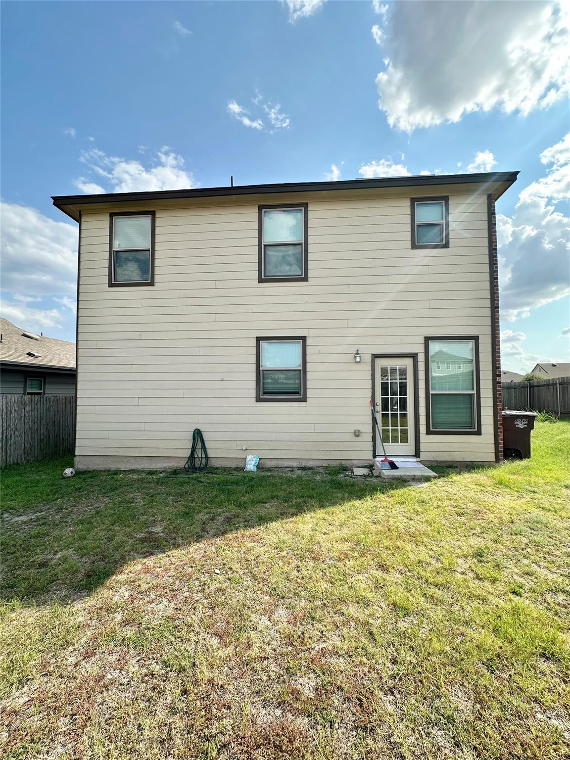 18900 Lady Bird Johnson St Property Photo 37