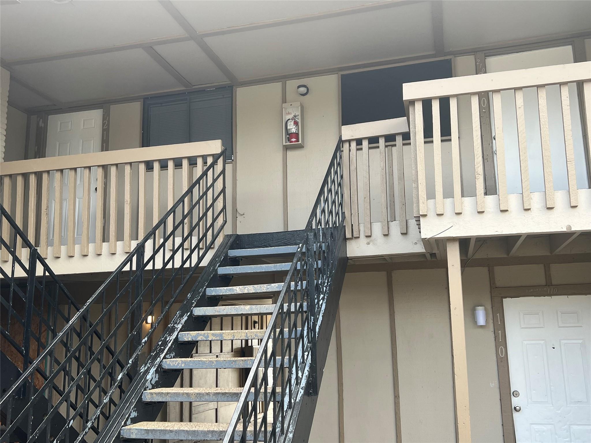 1820 Wooten Park Dr 104 Property Photo 14